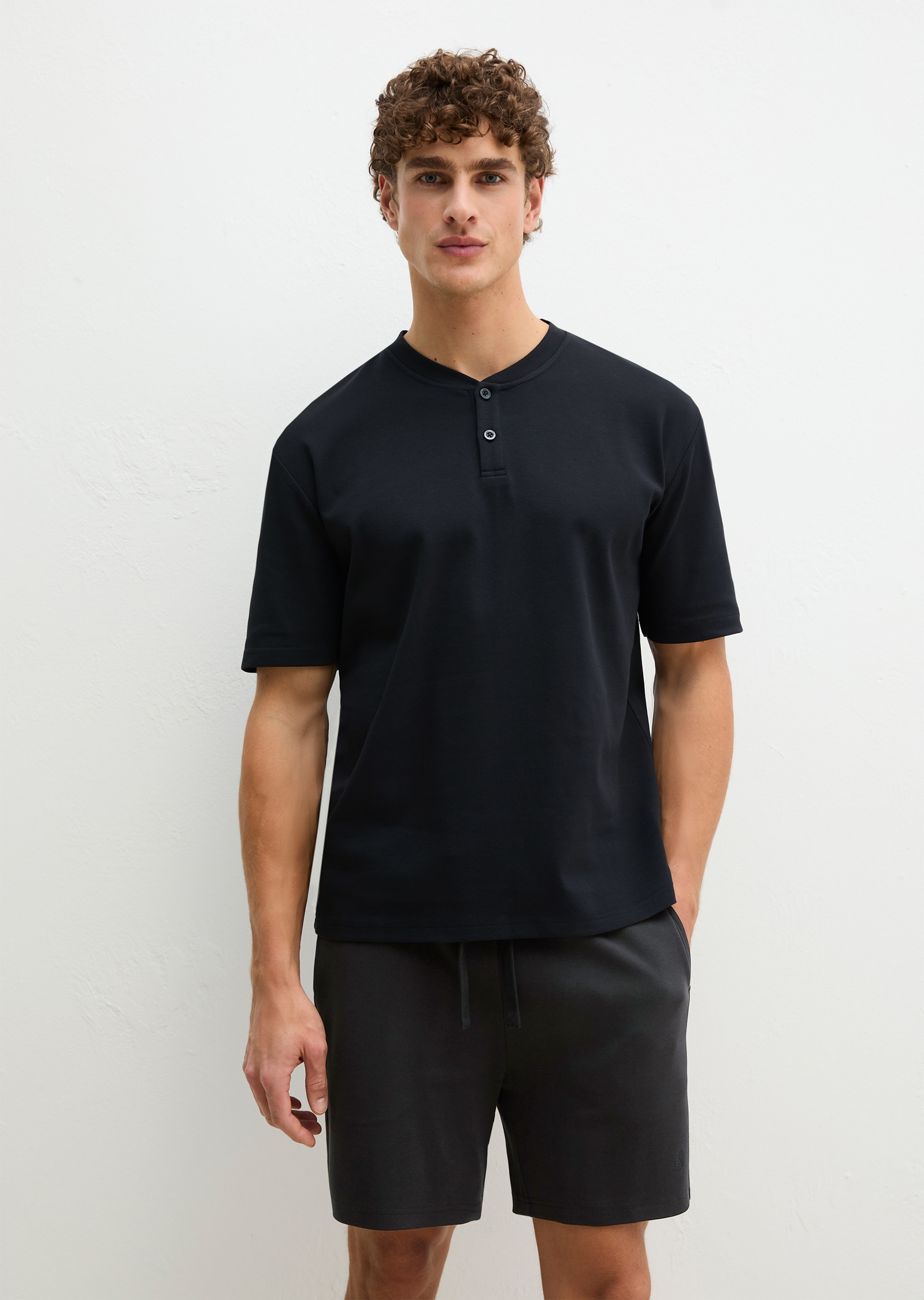 Marc O'Polo Pyjamaoberteil »Mix N Match Interlock« mit Rundhalsausschnitt, kleiner Knopfleiste und kurzem Arm