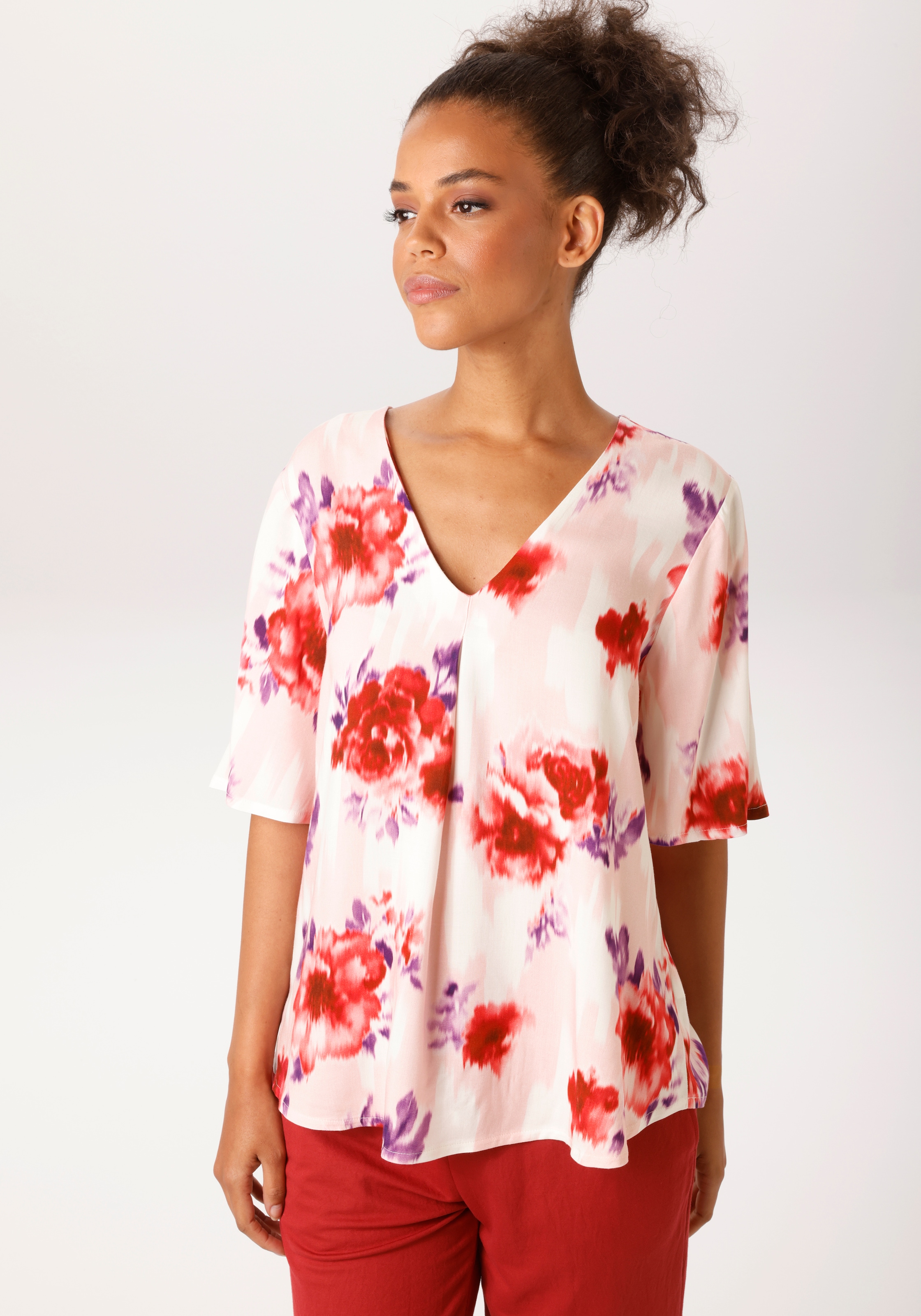 Image of Aniston CASUAL Schlupfbluse mit romantischen Blüten bedruckt