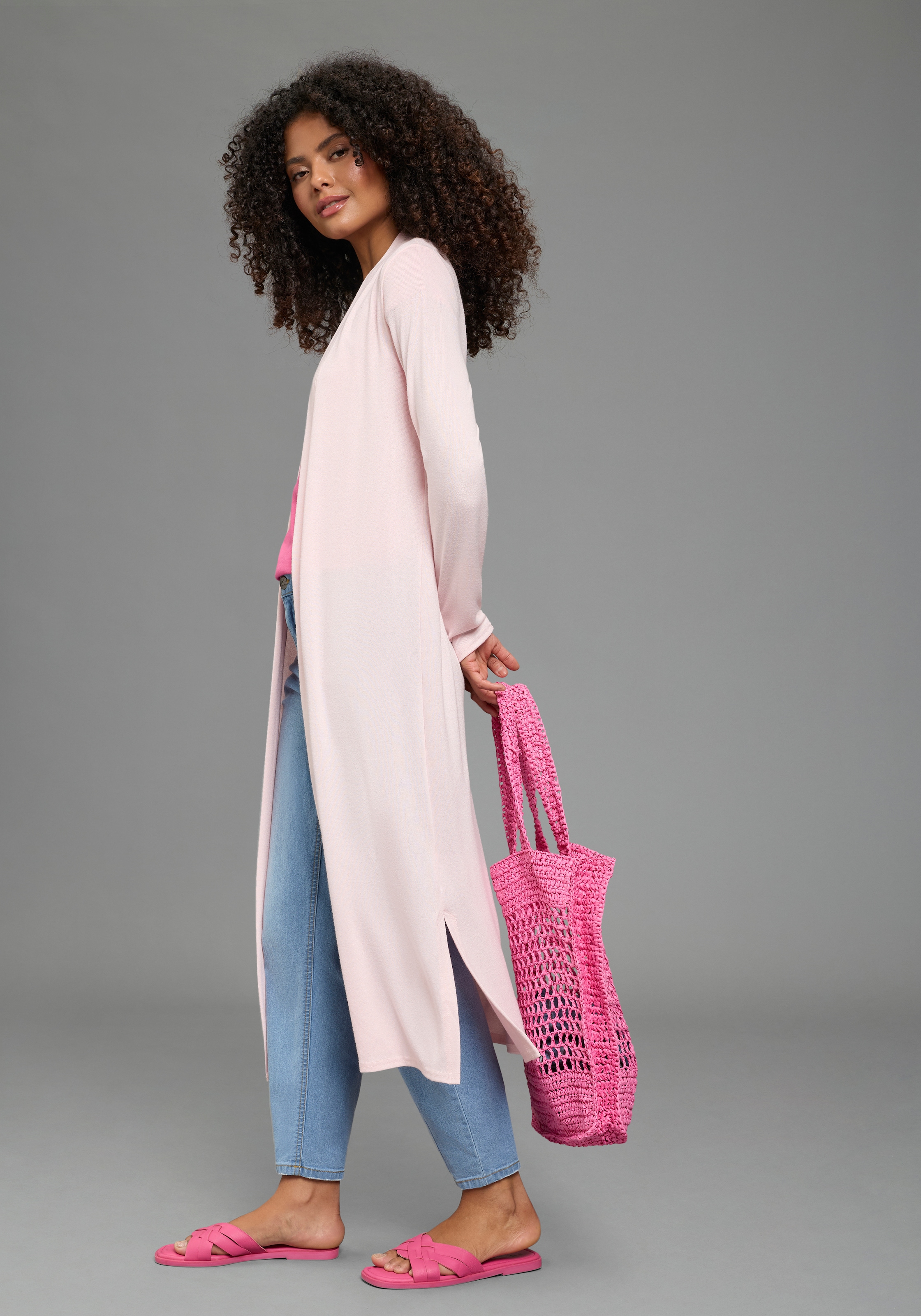 Laura Scott Strickjacke aus leichtem Material und lockerer Passform