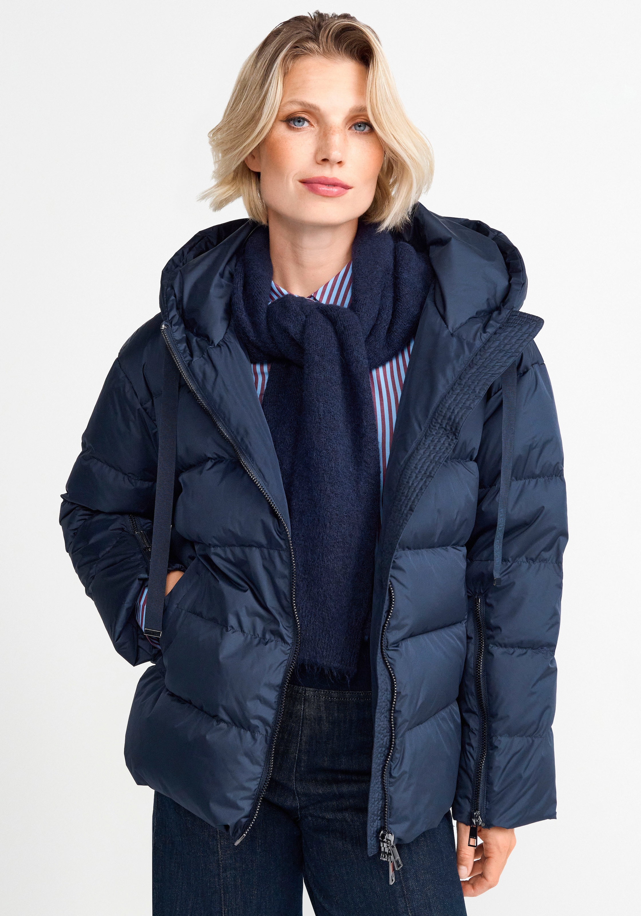 Rich & Royal Steppjacke, mit Kapuze