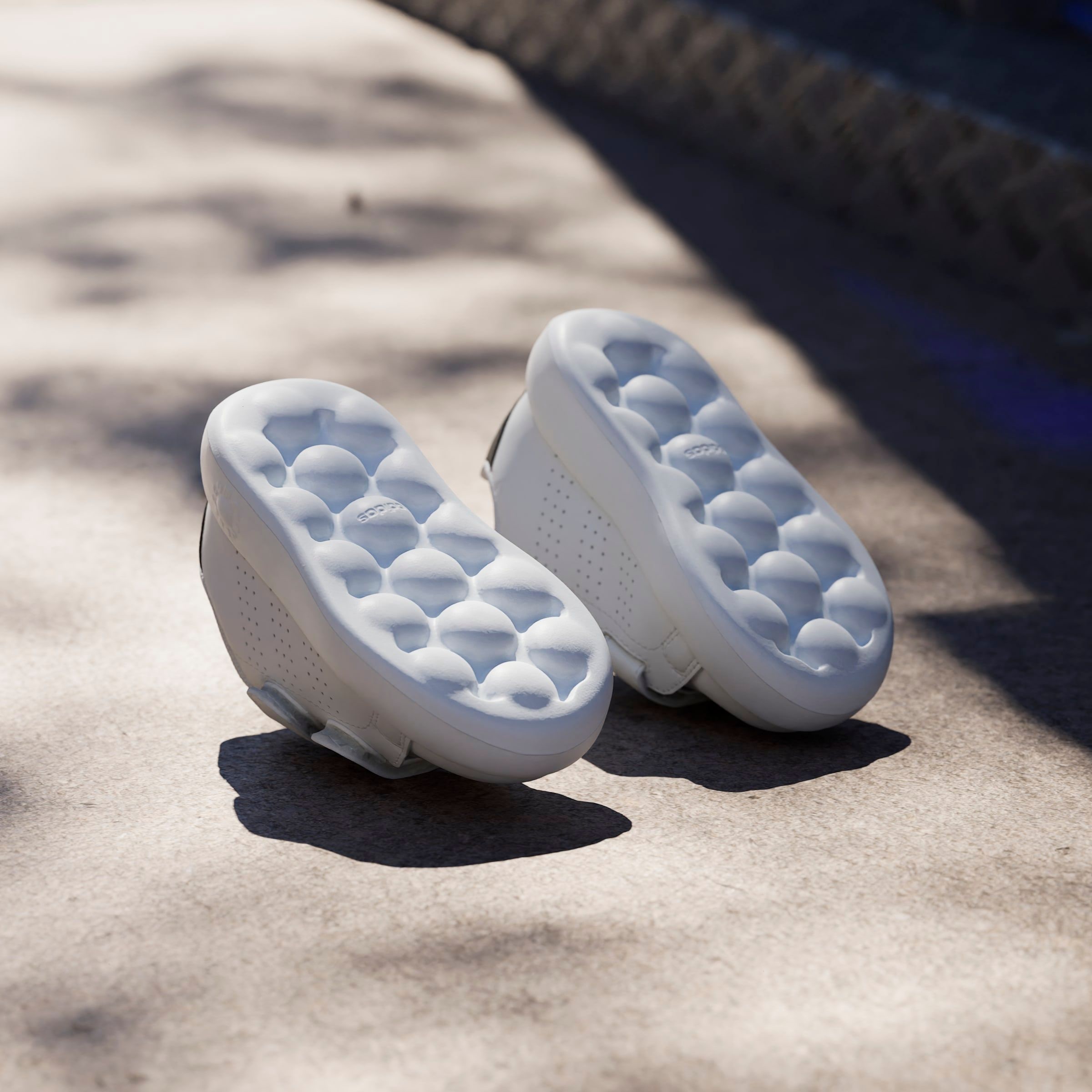 adidas Sportswear »ADVANTAGE KIDS«  Design inspiré des adidas Stan Smith, pour enfants