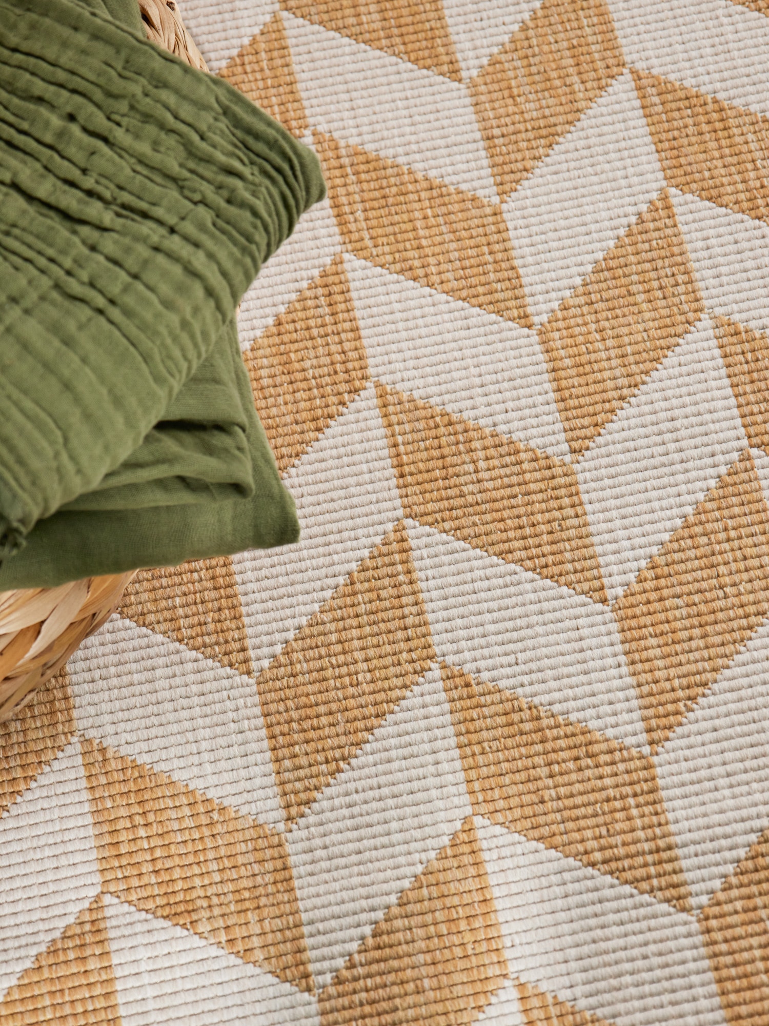 Ted Baker Teppich »Terrick , Wendeteppich« rechteckig 8 mm Höhe Designteppich, Wetterfest, Pflegeleicht, Modern, Wohnzimmer, Terrasse