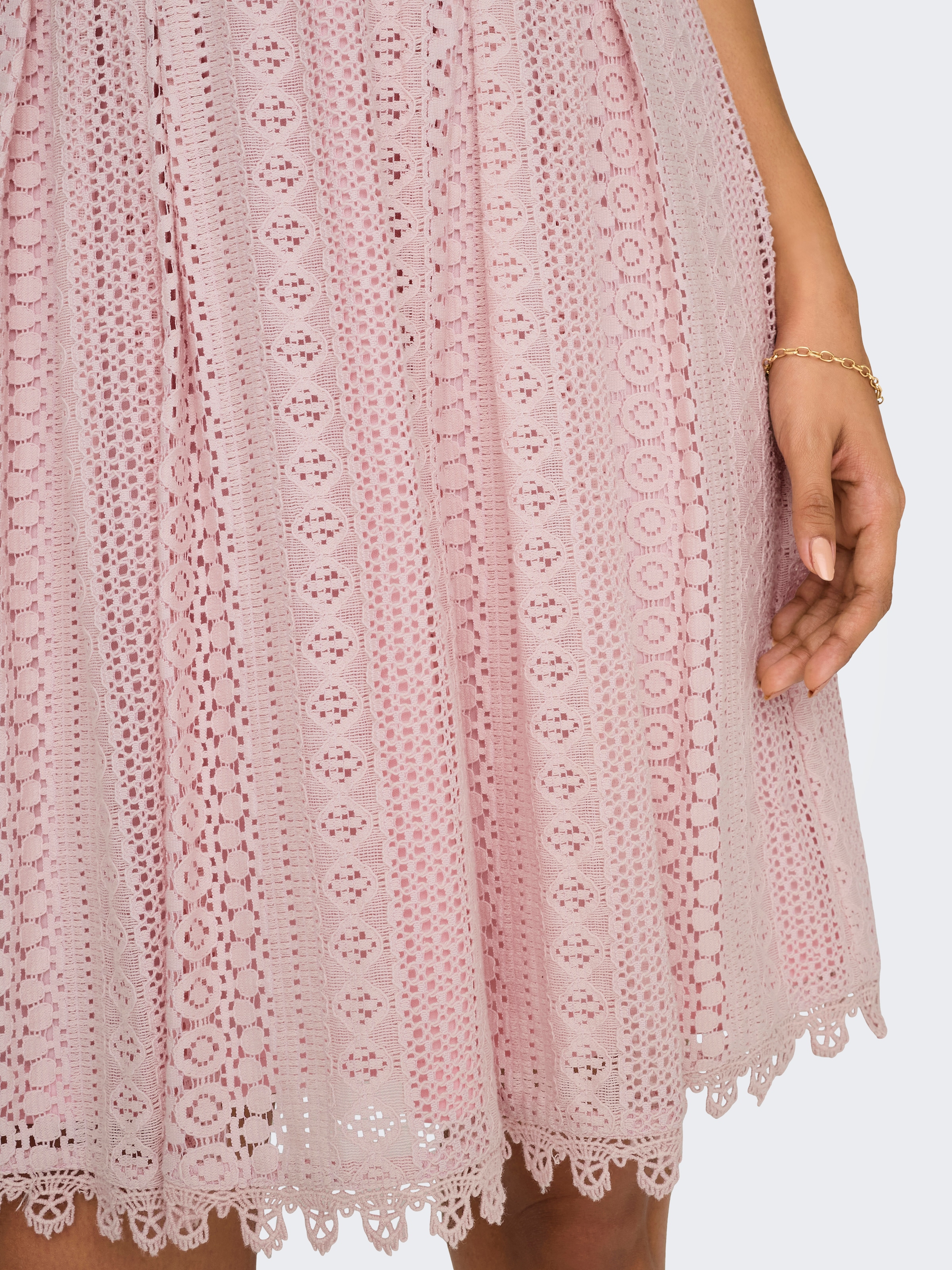 ONLY Robe à bretelles »ONLHELENA – Trägerkleid aus Baumwolle für den Sommer« coton, coupe régulière, col en V