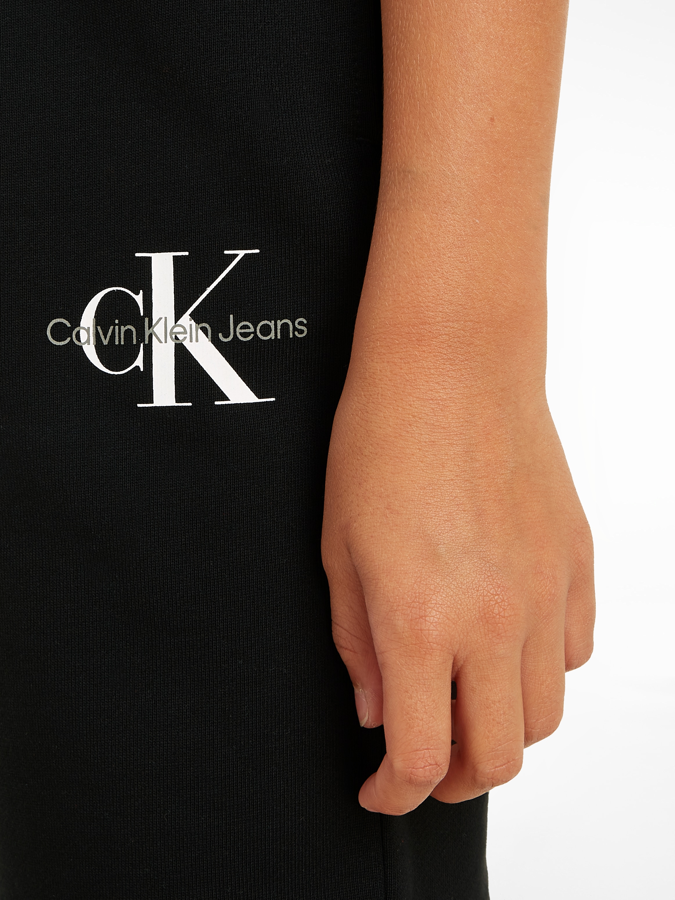 Calvin Klein Jeans Shorts »MONOGRAM RELAXED SHORTS«, Kinder bis 16 Jahre