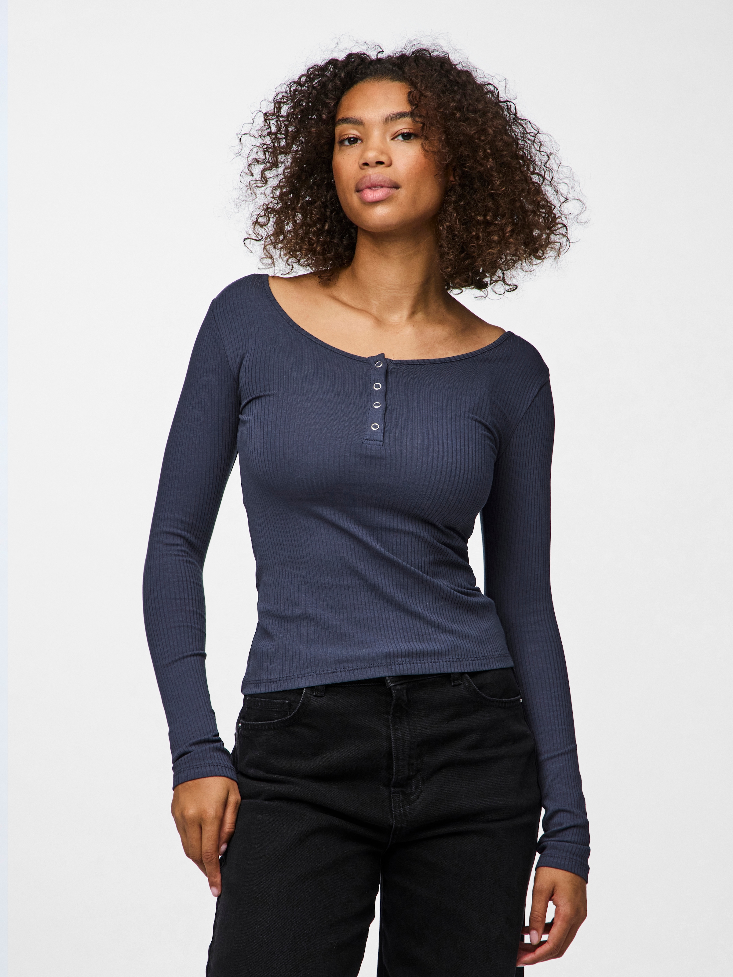 pieces Langarmshirt »PCKITTE LS TOP NOOS BC«