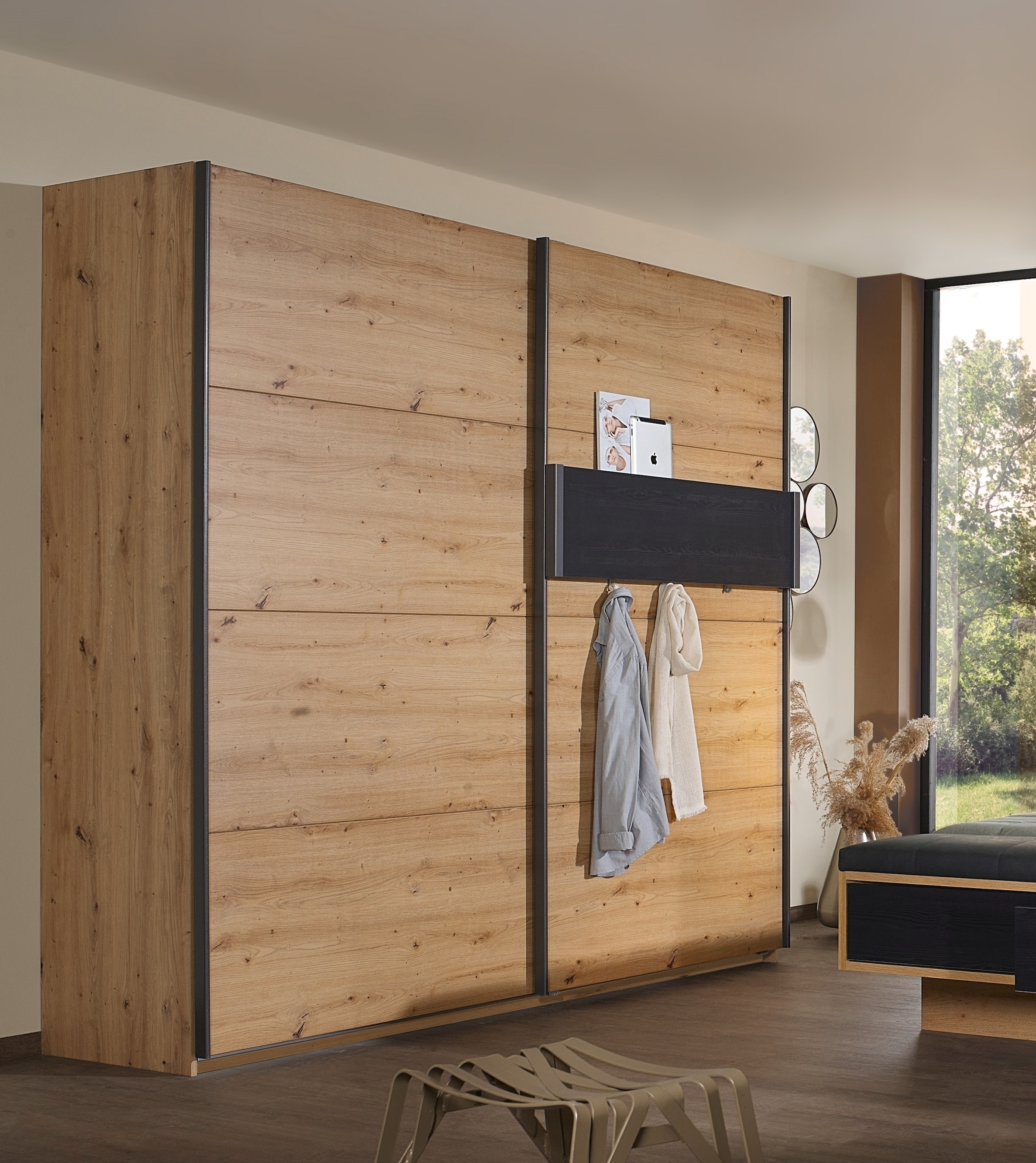 rauch Armoire à portes coulissantes »Kleiderschrank Schrank Garderobe Schlafzimmerschrank APOLLON« incl. élément suspendu pratique avec 6 crochets à vêtements MADE IN GERMANY