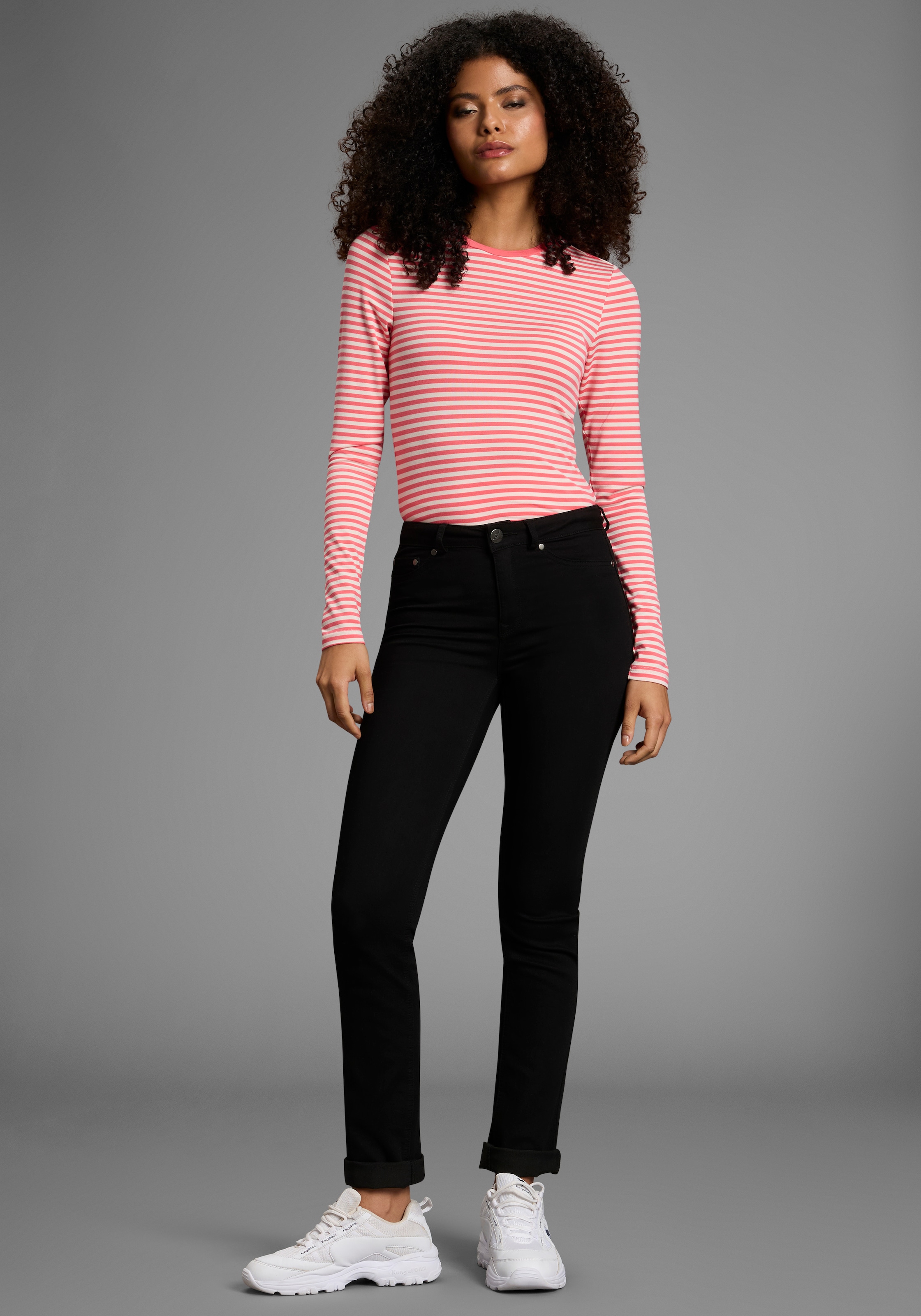 Flashlights Longsleeve hüftlange Schnittform, mit Rundhalsausschnitt, gestreifte Optik