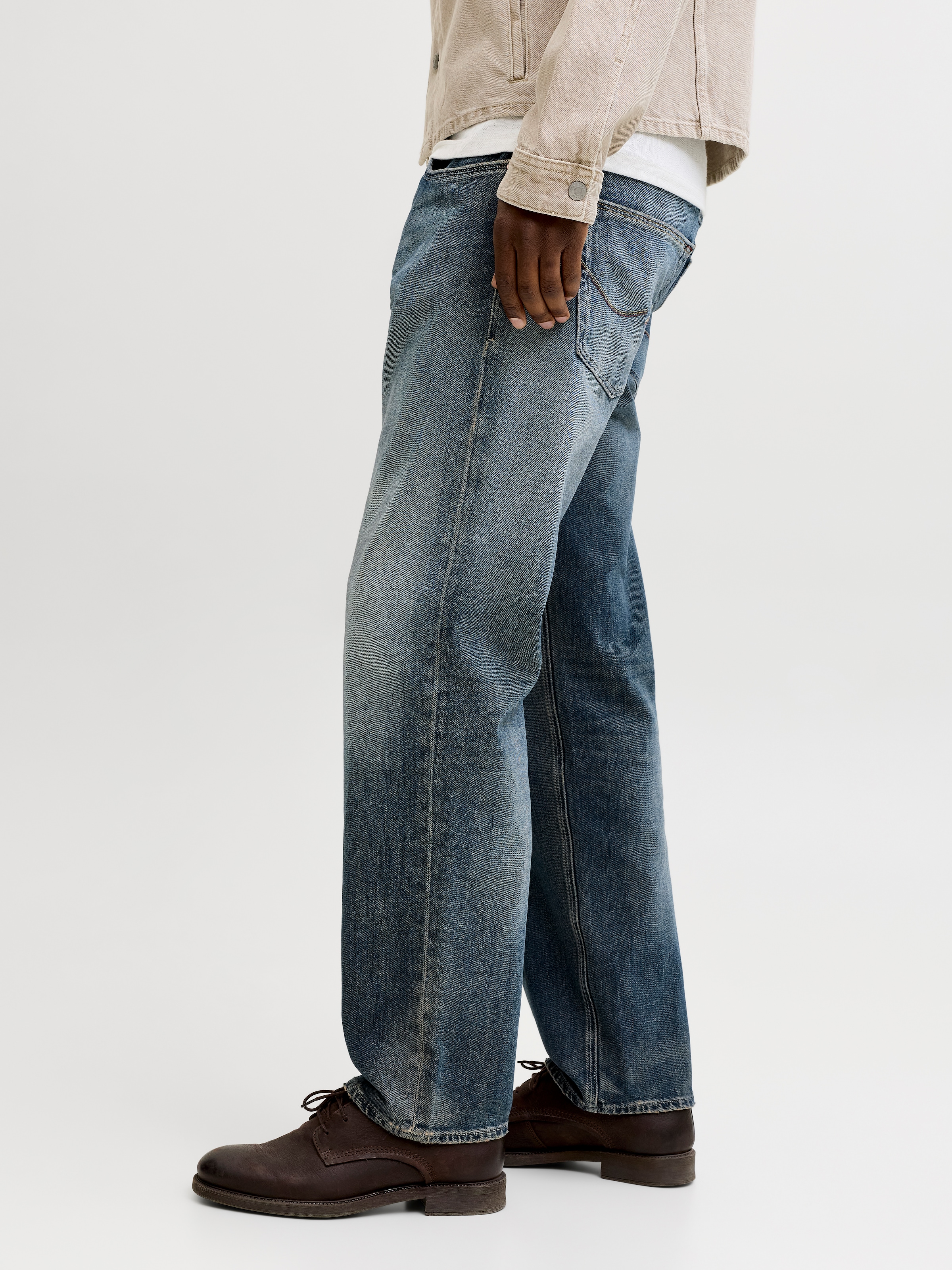 Jack & Jones Jeans taille basse »JJIMIKE JJWELLS JJ« mélange de coton, coupe comfort