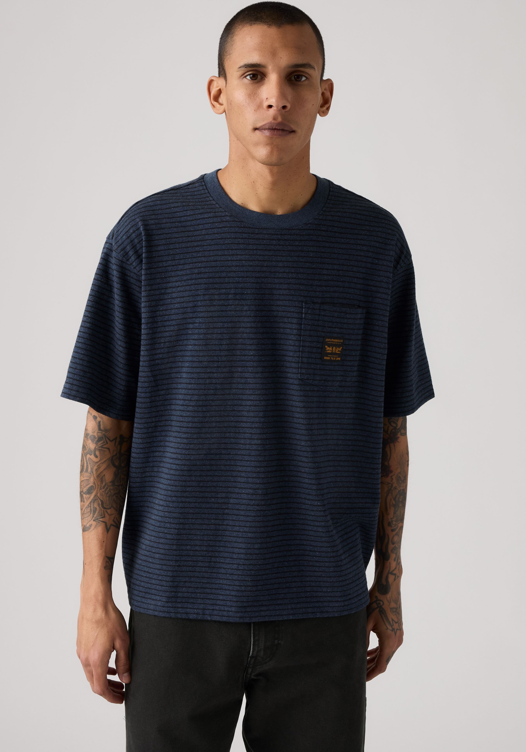 Levi's® T-Shirt »SS WORKWEAR PKT TEE« mit Brusttasche