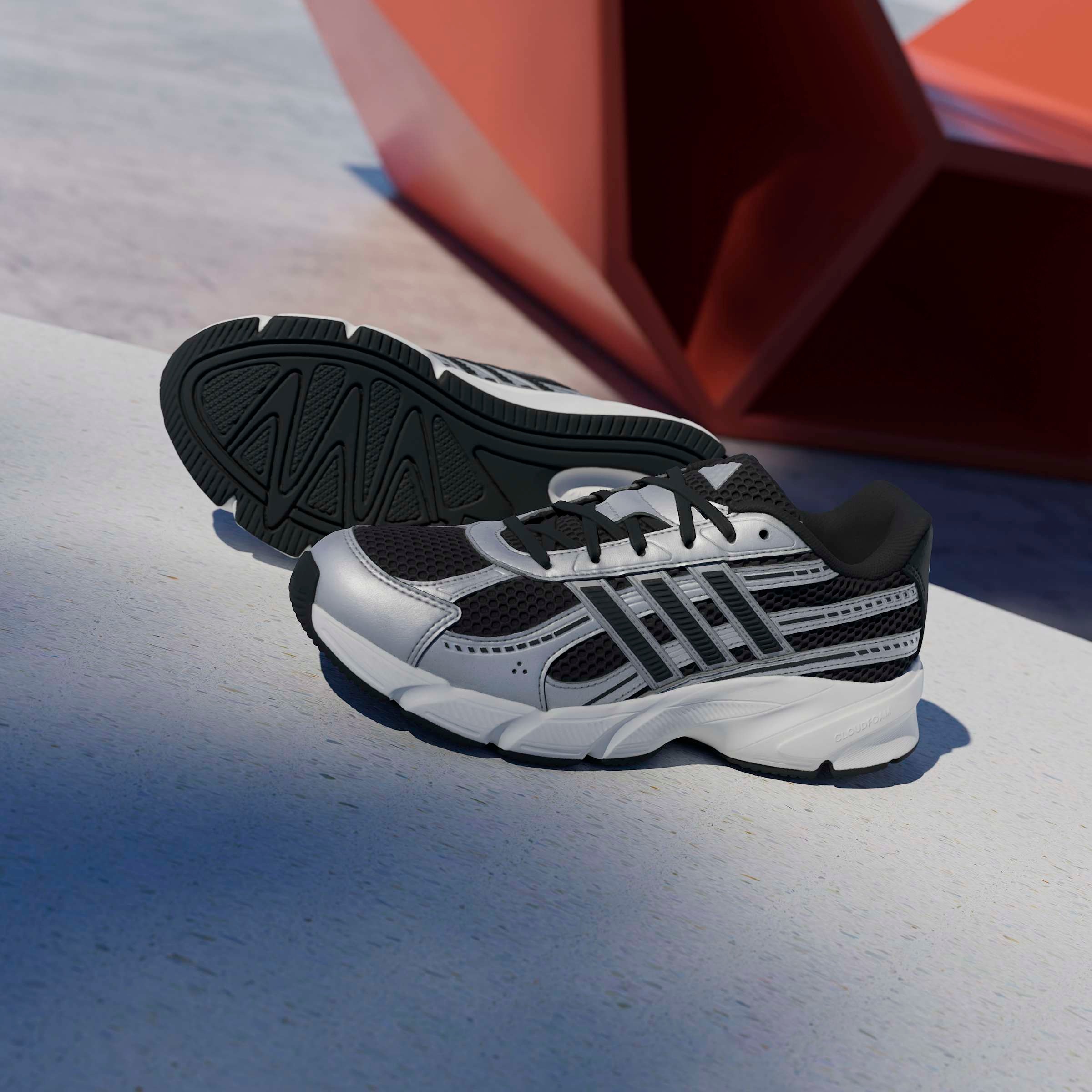 adidas Sportswear Sneakers »TECHNOCHAOS 2000«  inspiré du design de l'adistar control