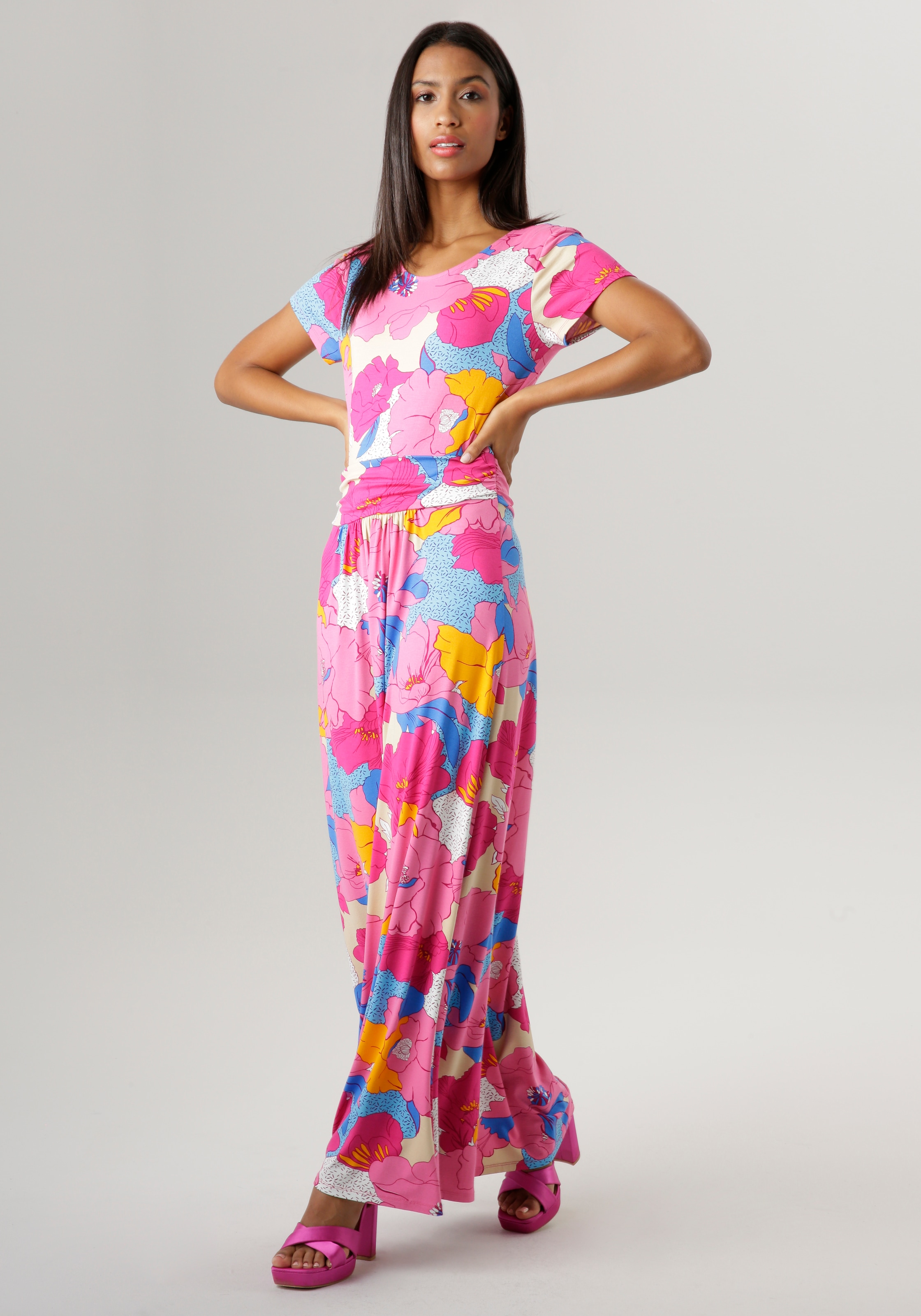 Aniston SELECTED Sommerkleid, mit farbenfrohem Blütendruck - Jedes Teil ein Unikat-Aniston SELECTED 1