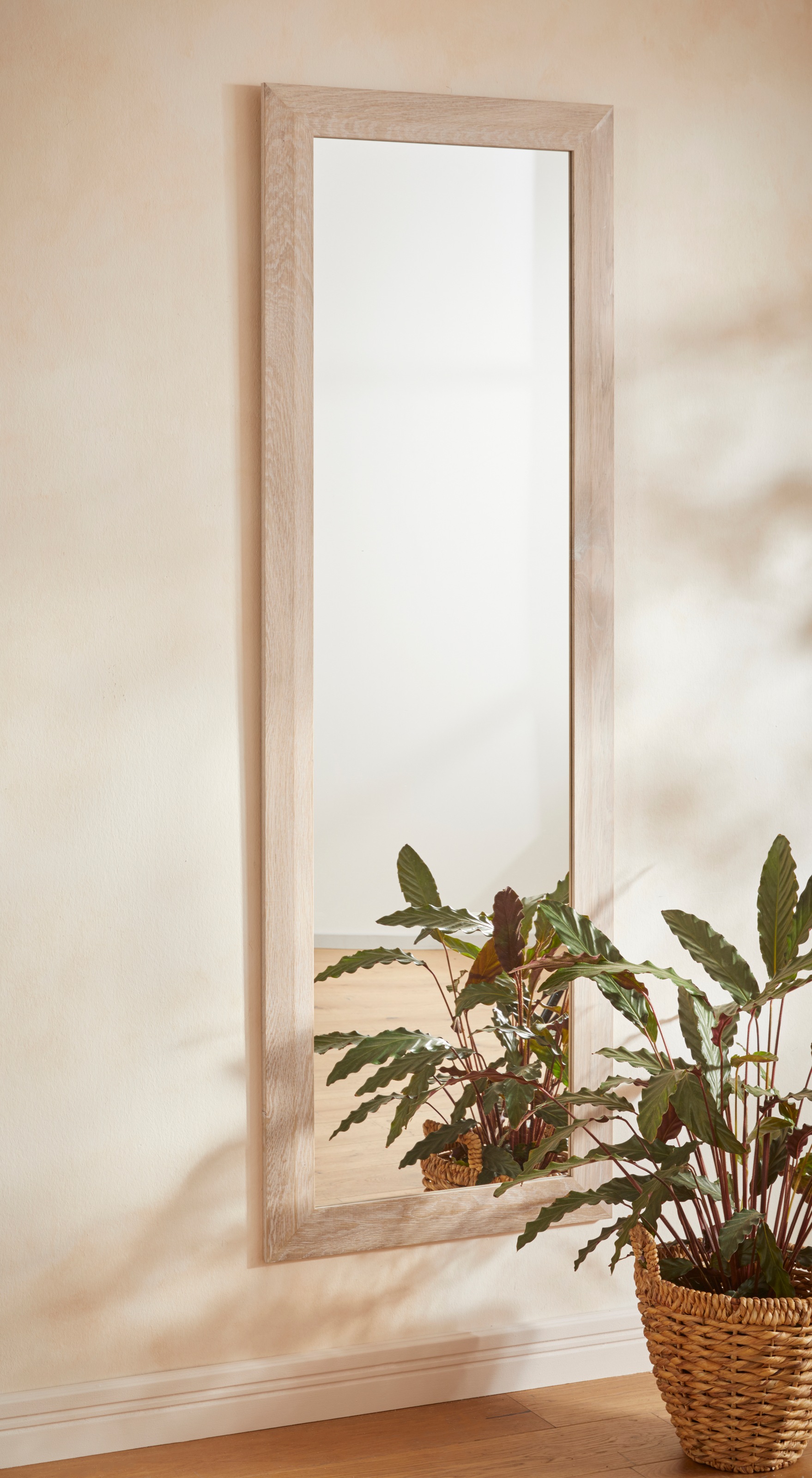 Image of Guido Maria Kretschmer Home&Living Dekospiegel »Esquinar«, FSC®-zertifizierte Eiche, made in Italy bei Ackermann Versand Schweiz