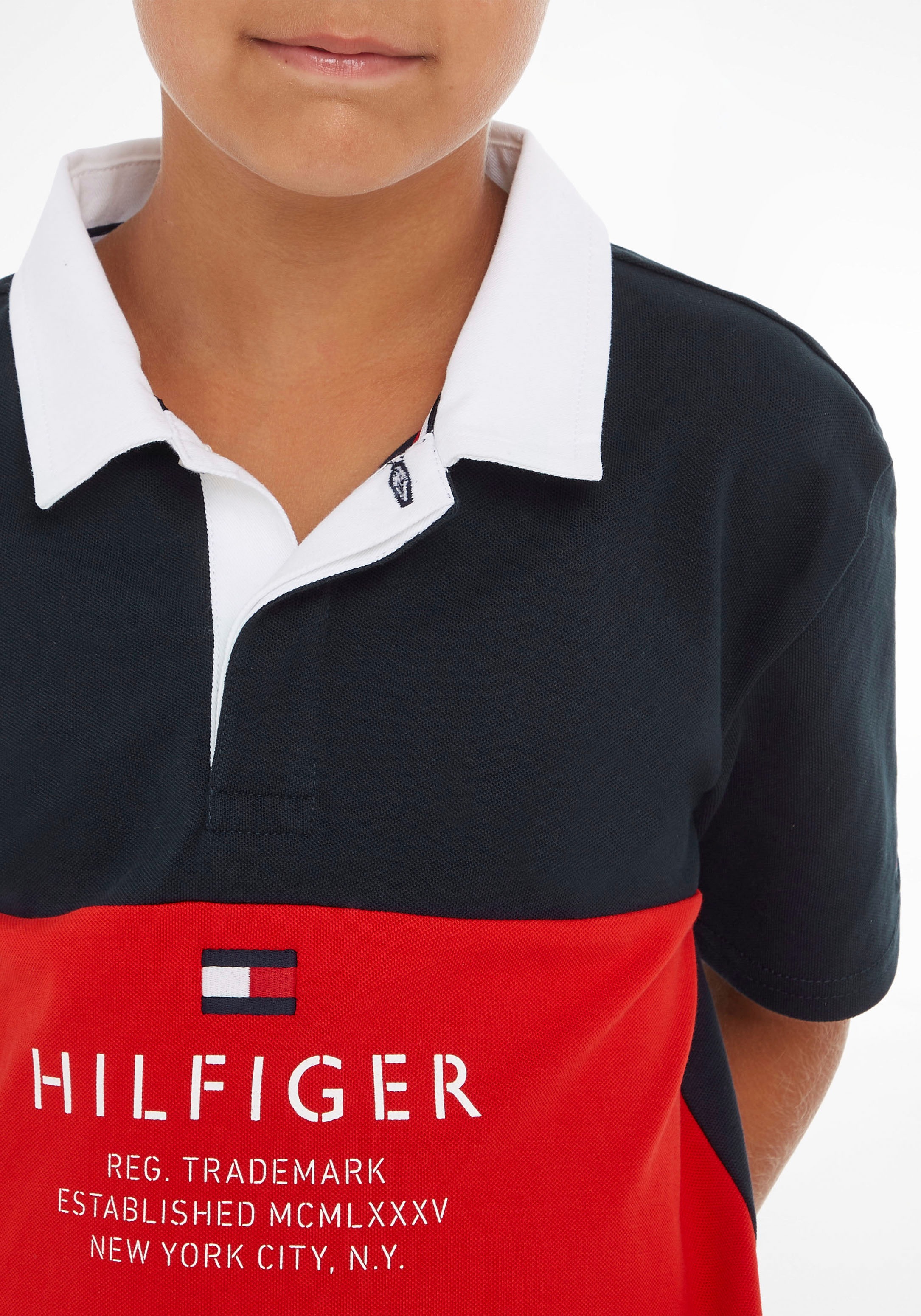 ♕ Tommy Hilfiger S/S«, POLO Schriftzug mit auf »COLORBLOCK versandkostenfrei Poloshirt