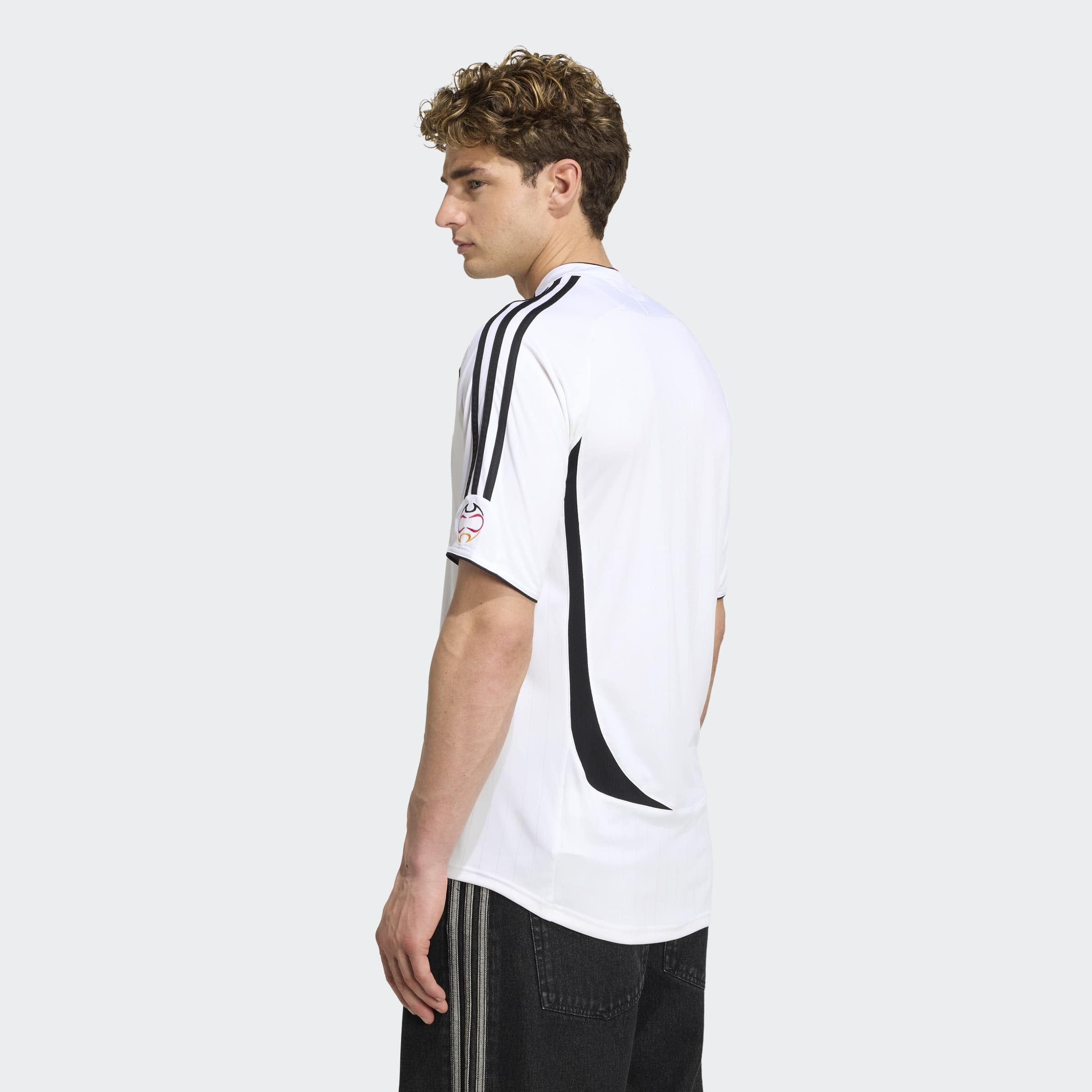 adidas Performance Fussballtrikot »DFB H JSY 06« aus Polyester, mit Rundhalsausschnitt, reguläre Passform