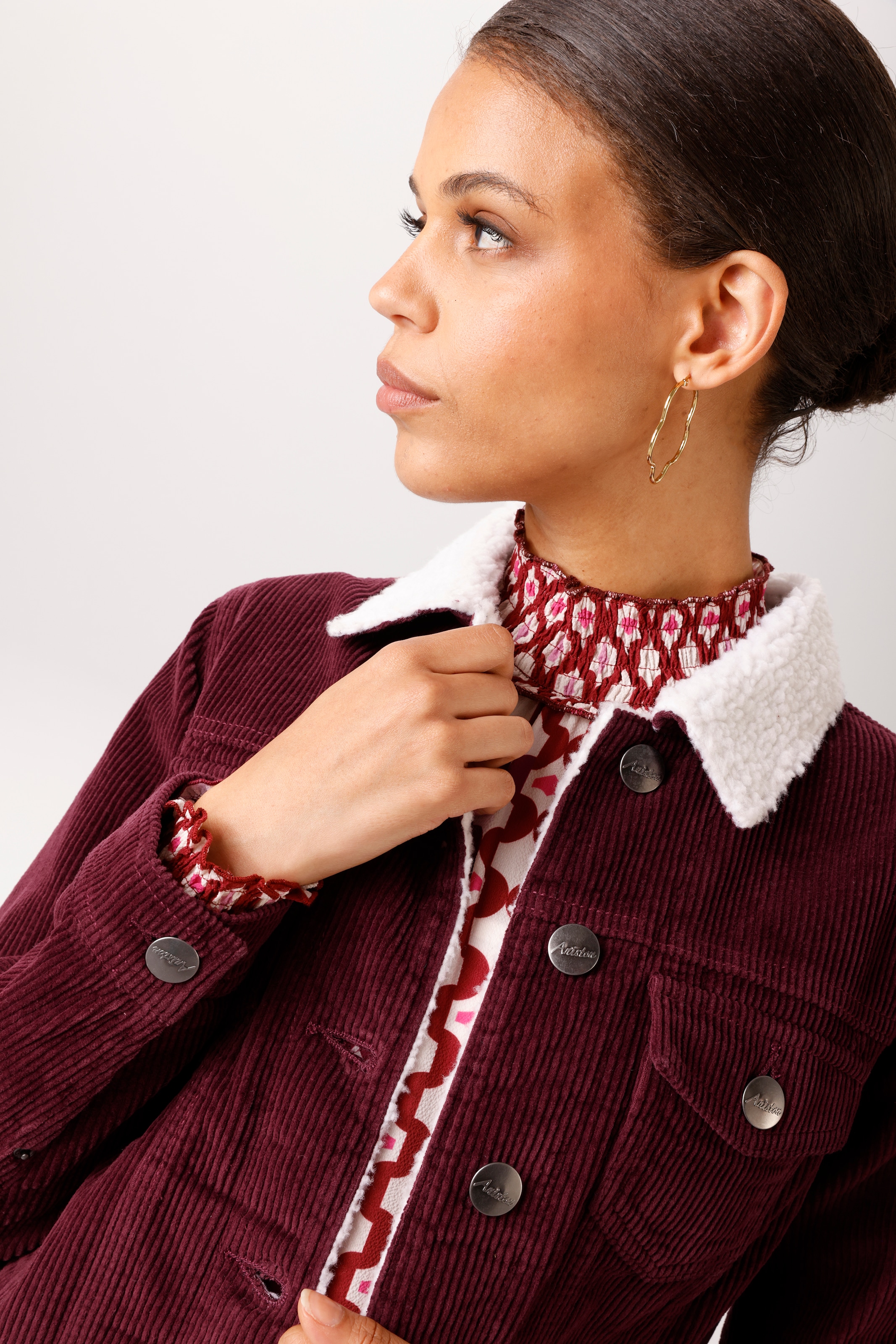Aniston CASUAL Cordjacke mit weichem Teddy-Plüsch am Kragen - NEUE KOLLEKTION