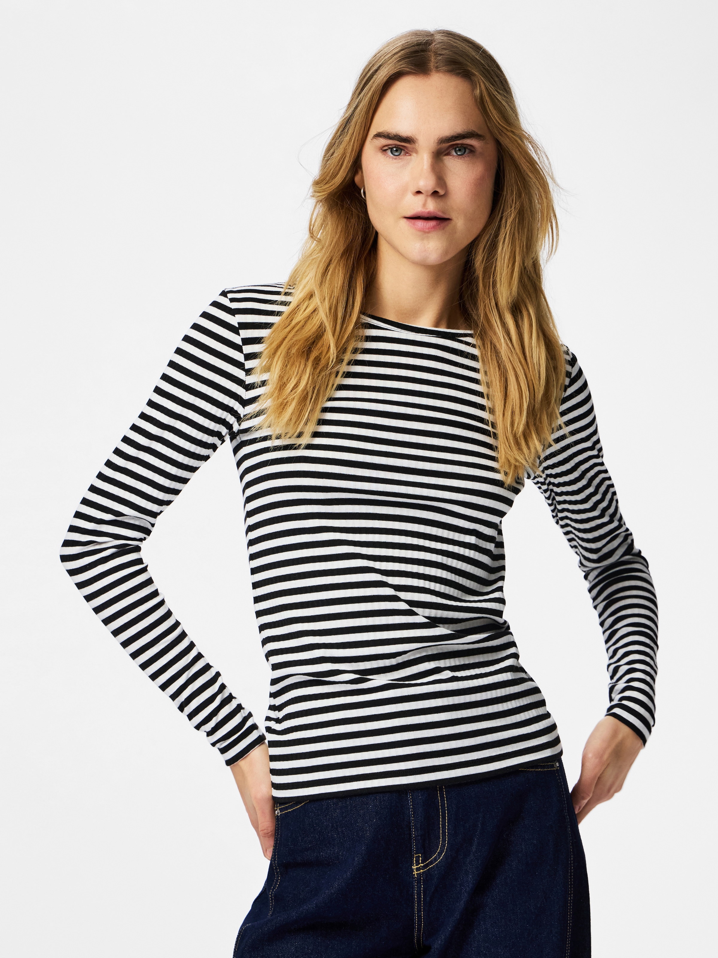 pieces T-shirt à manches longues »PCLAYA LS TOP JRS NOOS« mélange de matériaux, coupe régulière
