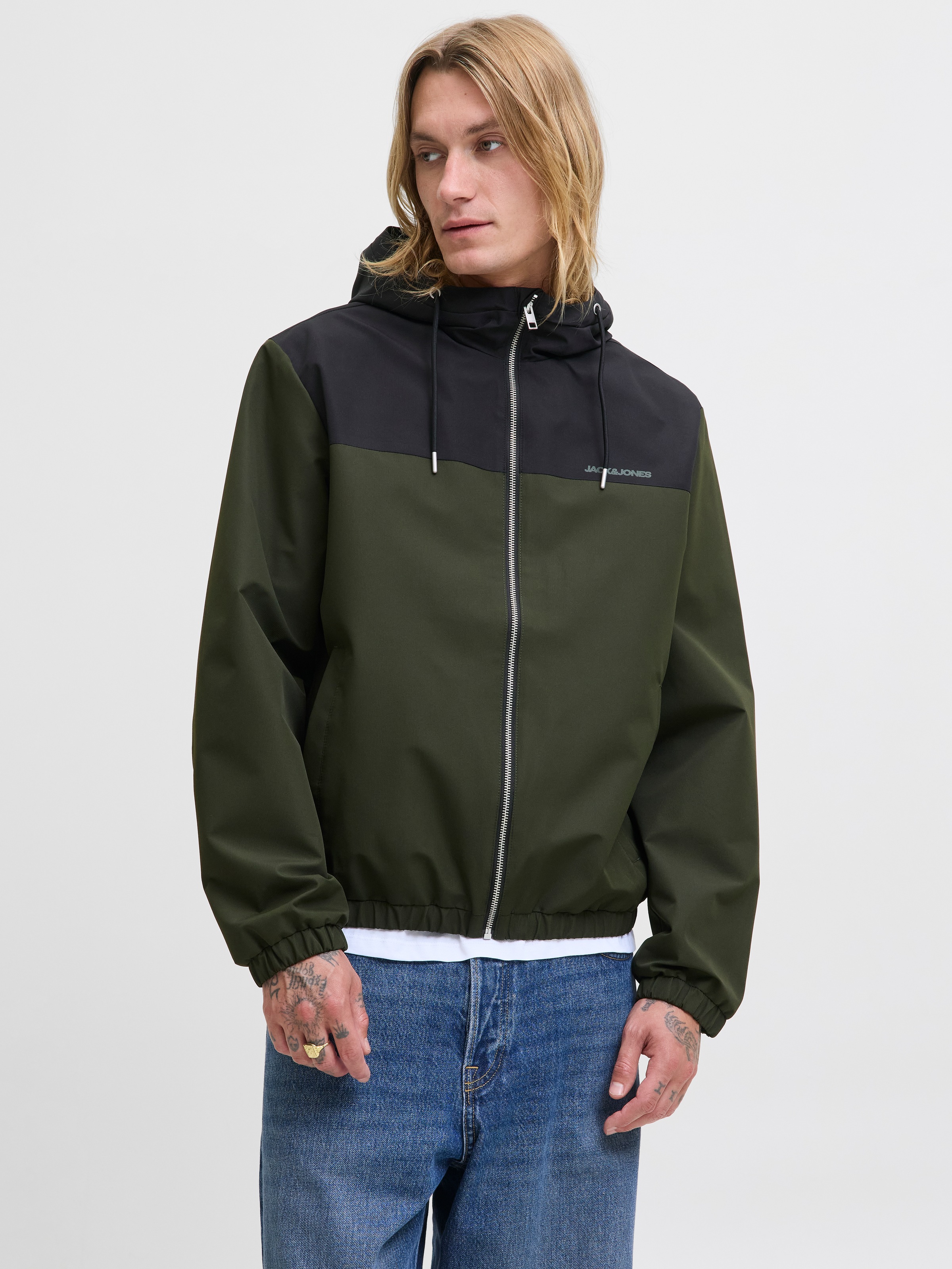 Image of Jack & Jones Blouson "JJELEGACY LIGHT JACKET HOOD NOOS" mit Kapuze mit Logo Schriftzug