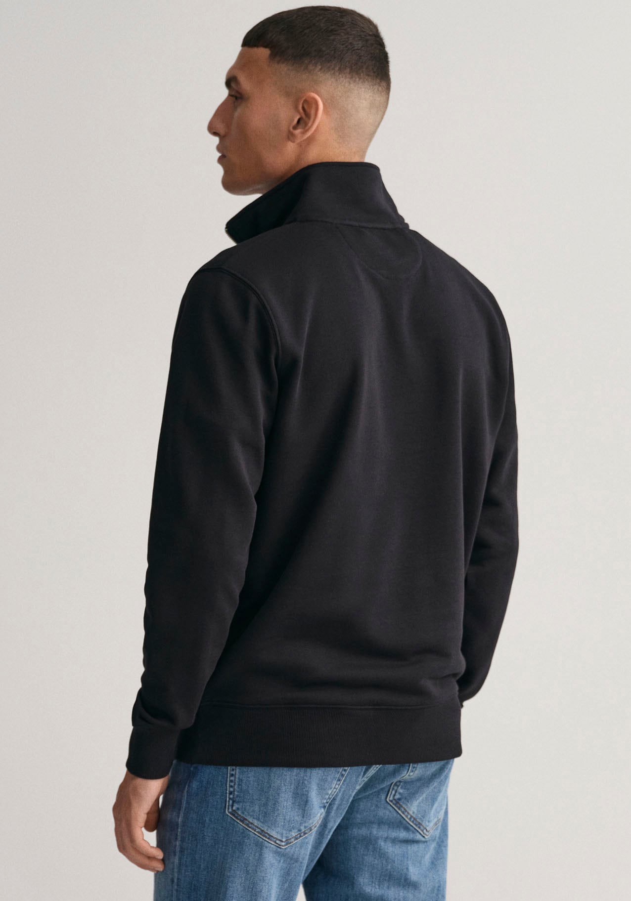 Gant Sweatshirt »REG SHIELD HALF ZIP SWEAT«, mit Logostickerei auf der Brust
