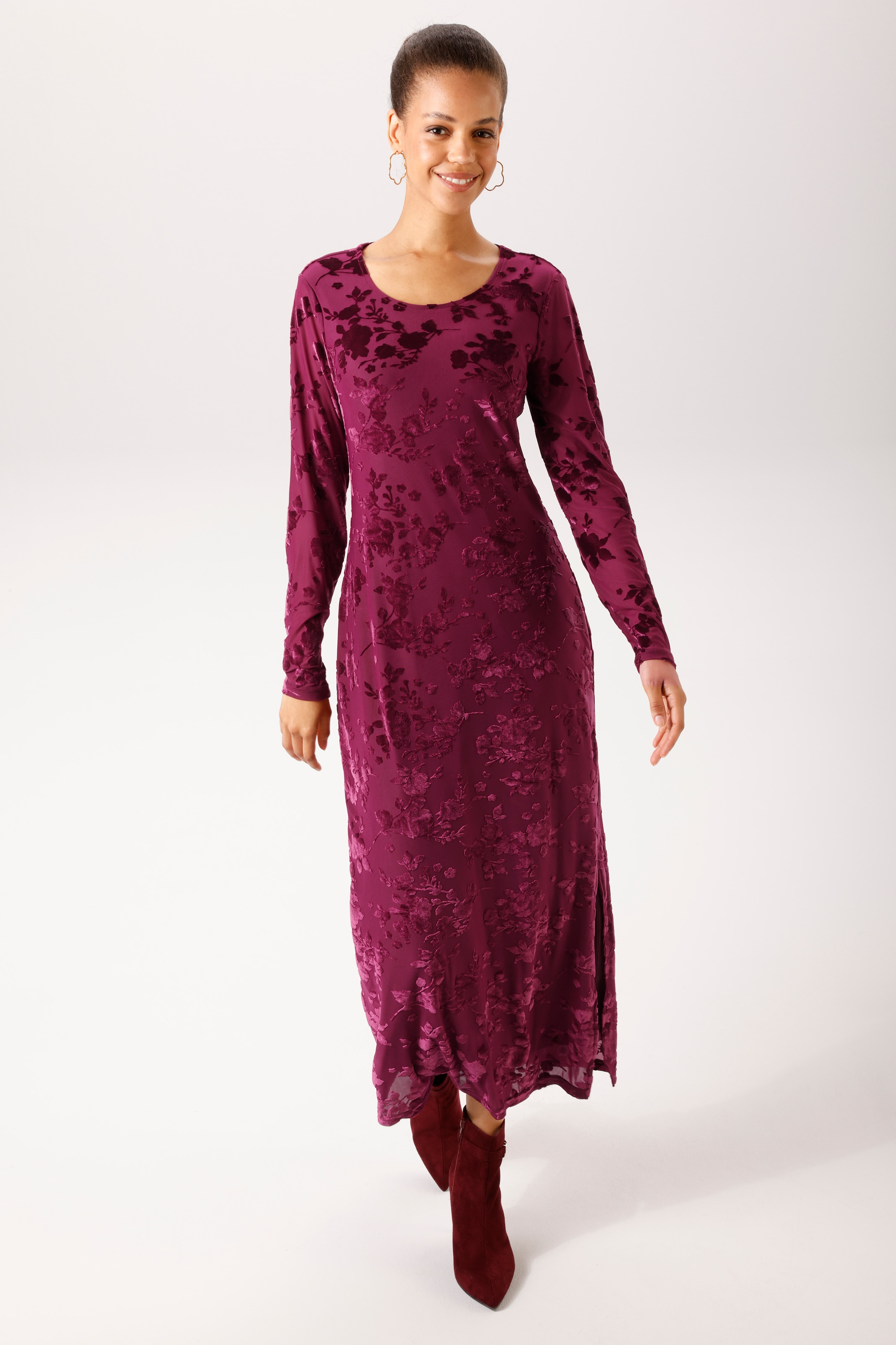 Aniston CASUAL Maxikleid mit Blumen aus edlem Samt - jedes Teil ein Unikat - NEUE KOLLEKTION