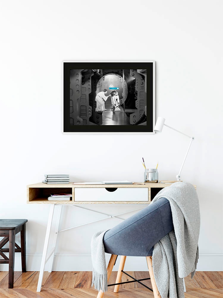 Komar Bild »Star Wars Classic Leia R2D2 Upload«, Star Wars, (1 St.), Wandbild zur Dekoration im Kinderzimmer - ohne Rahmen