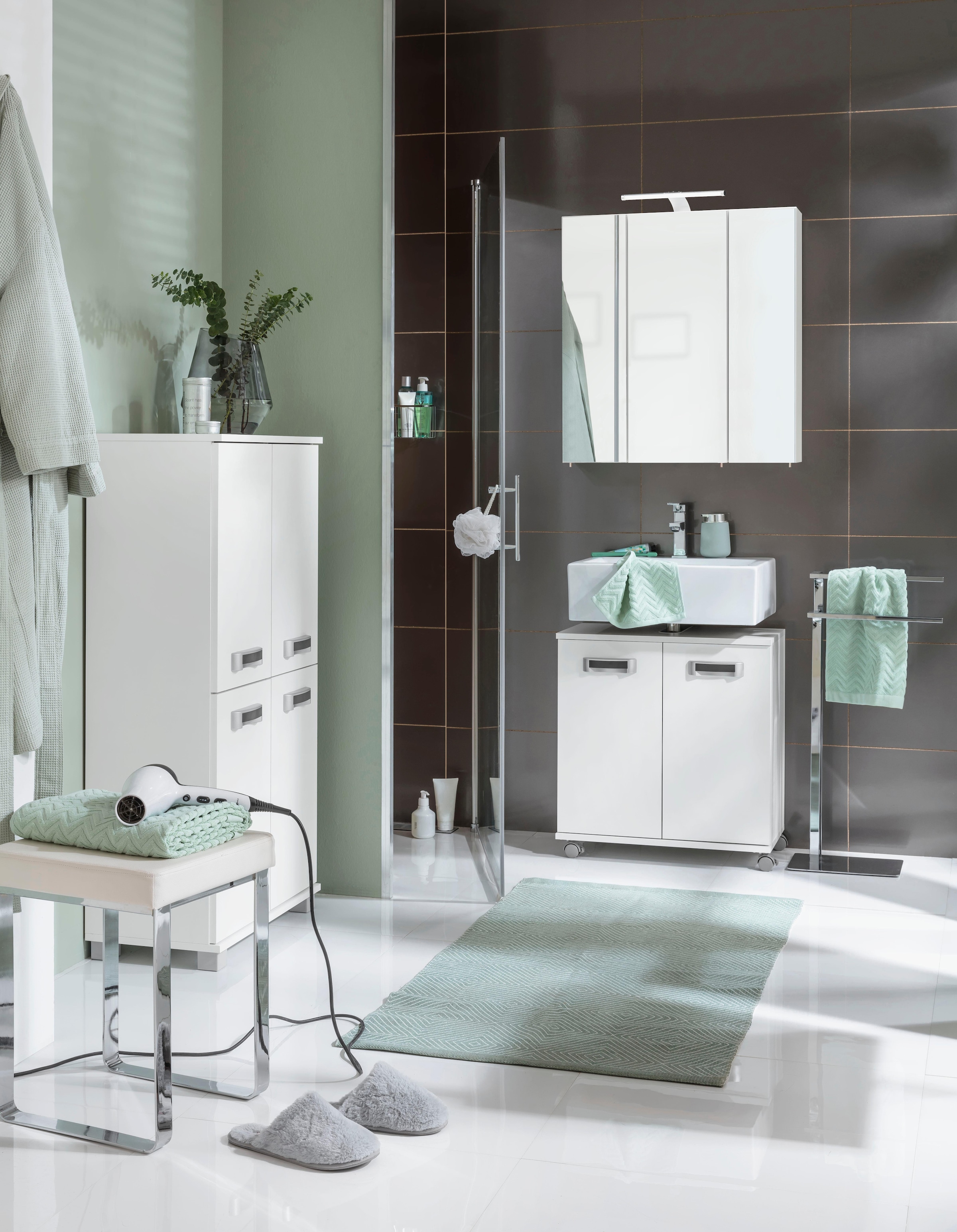 Schildmeyer Spiegelschrank »Roma« Breite 70 cm, 3-türig, LED-Beleuchtung, Schalter-/Steckdosenbox