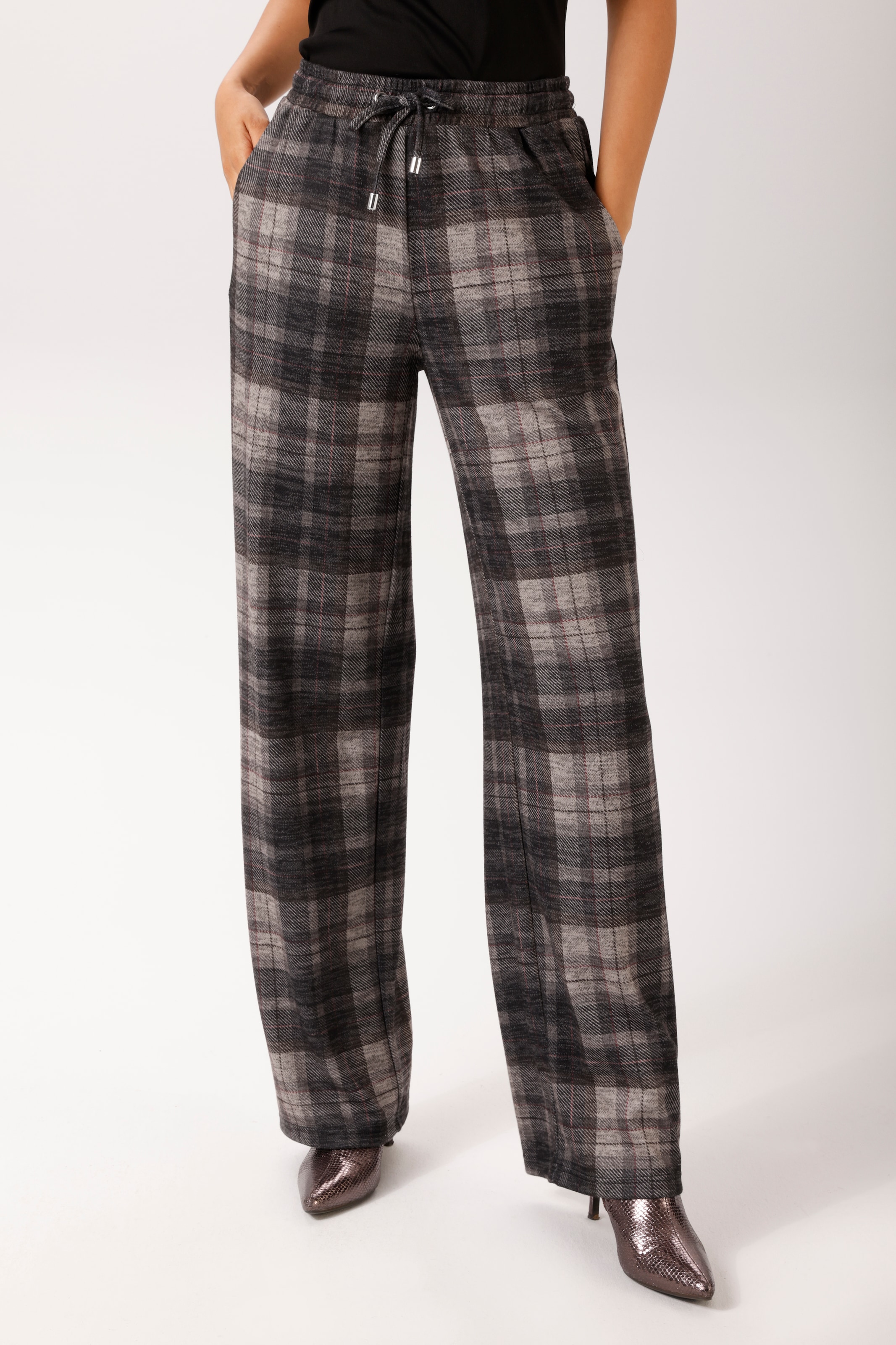 Image of Aniston CASUAL Schlupfhose im trendfarbenen Karo-Dessin - NEUE KOLLEKTION