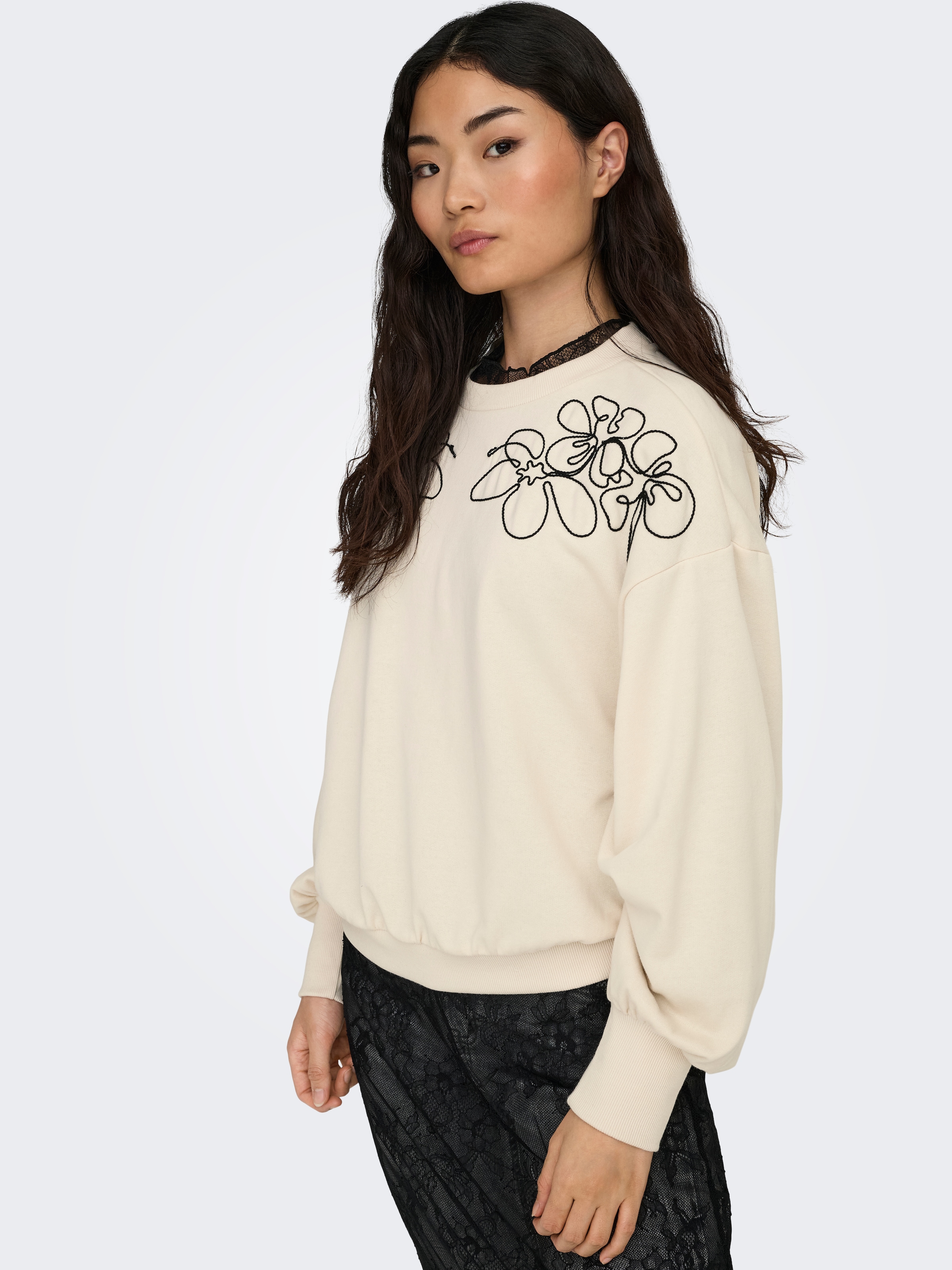 ONLY Sweatshirt »ONLBROOKE L/S O-NECK DETAIL SWT NOOS«
