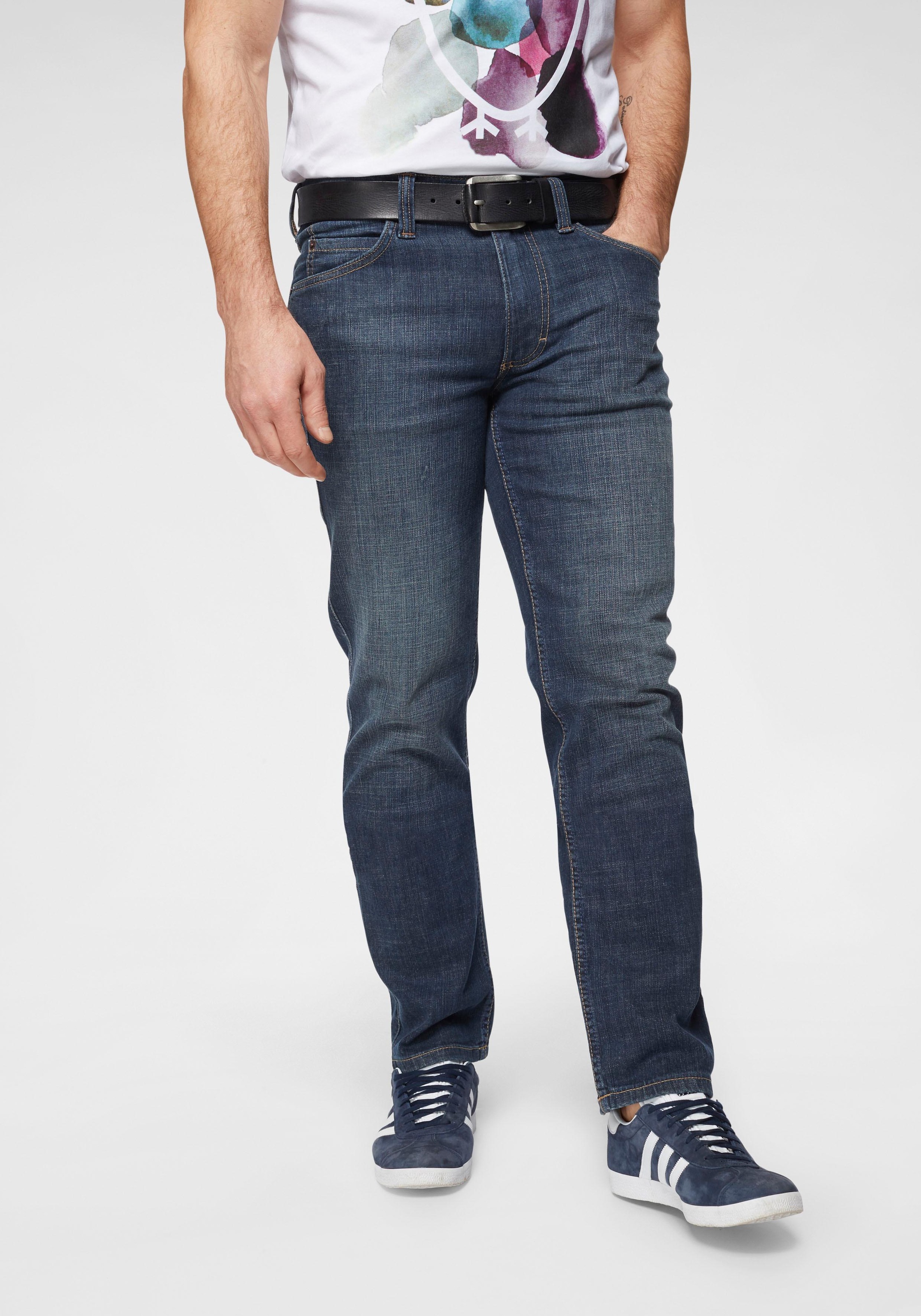 Image of MUSTANG Straight-Jeans »TRAMPER«, in 5-Pocket-Form bei Ackermann Versand Schweiz