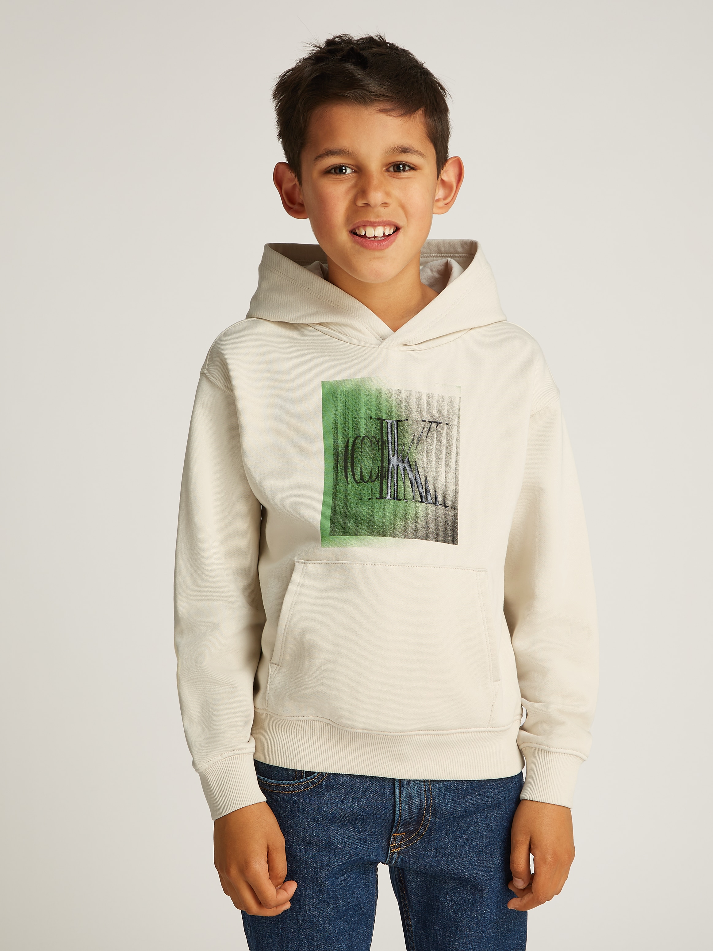 Calvin Klein Jeans Sweatshirt »LARGE SHIFTED CK HOODIE«, für Kinder bis 16 Jahre mit Logoprägung