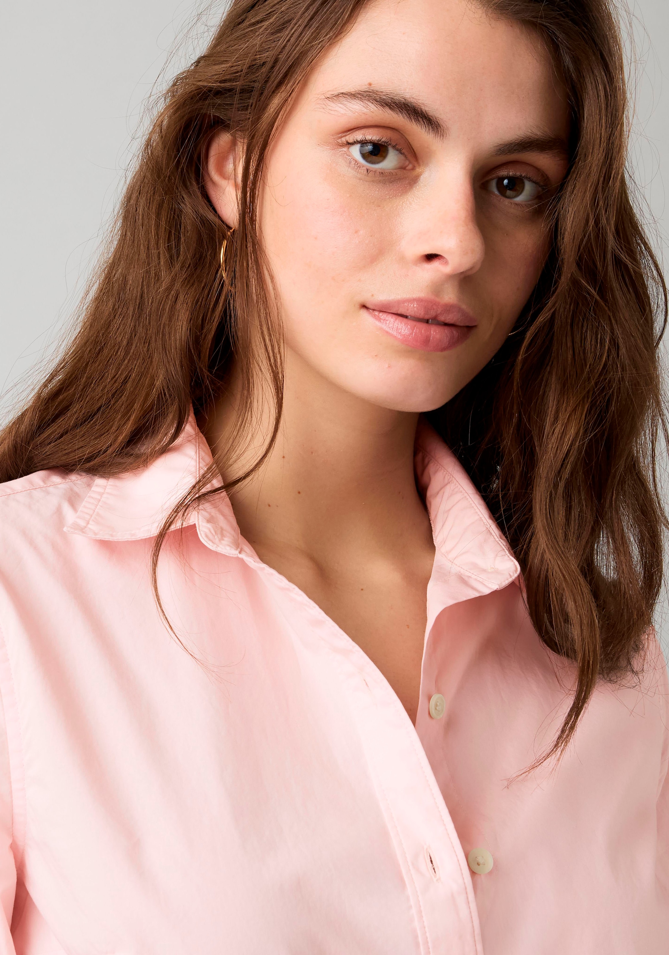 Levi's® Blouse chemise »CARLILE CLASSIC POPLIN SHIRT« Col classique de chemise