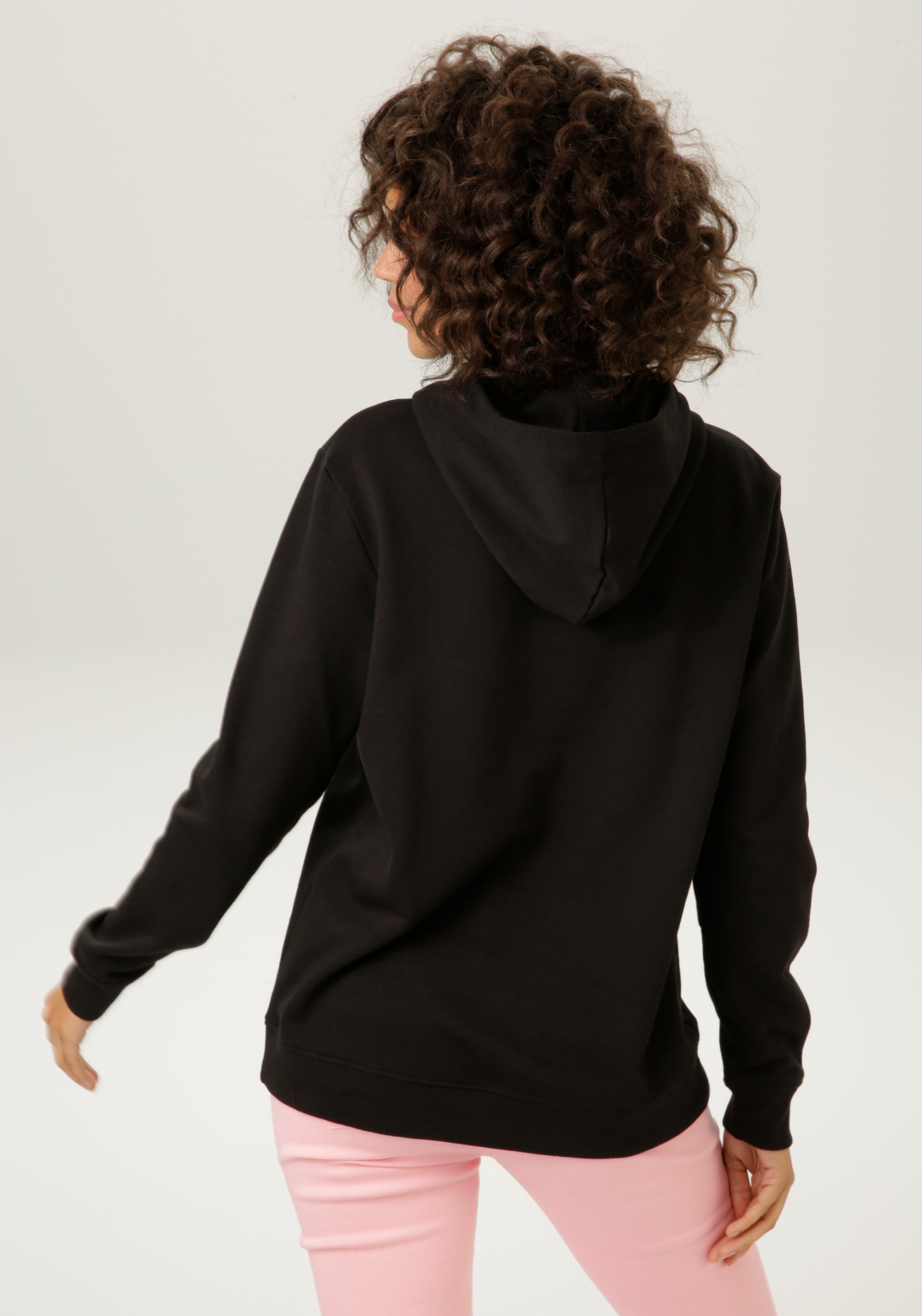 Aniston CASUAL Sweatshirt, mit aufgestickter "LAS VEGAS"-Applikation