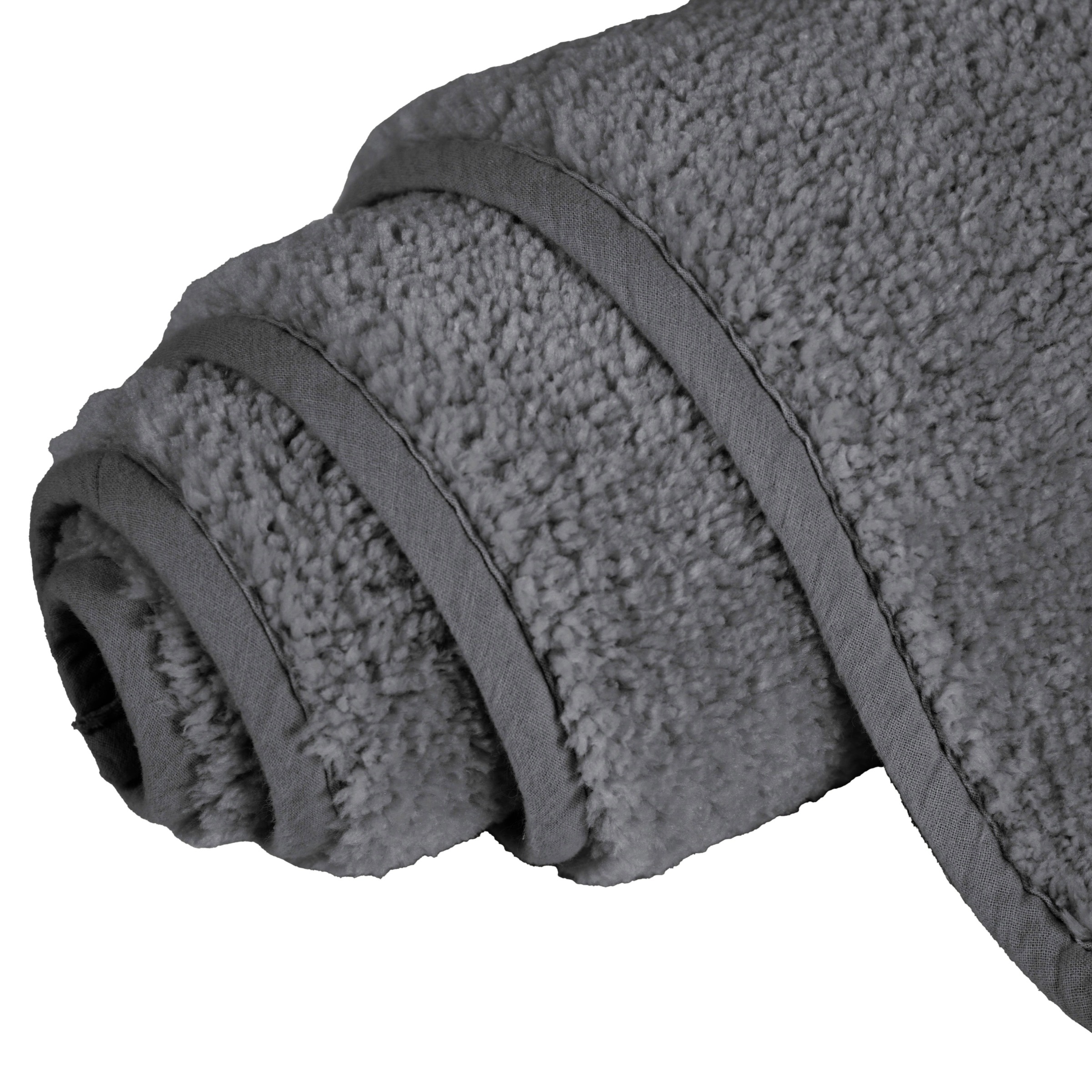 GOODproduct Badematte »Vanessa, Badvorleger, Badezimmer Teppich« Höhe 10 mm rutschhemmend beschichtet fussbodenheizungsgeeignet | schnell trocknend | strapazierfähig Badteppich, weiche Haptik, unifarben