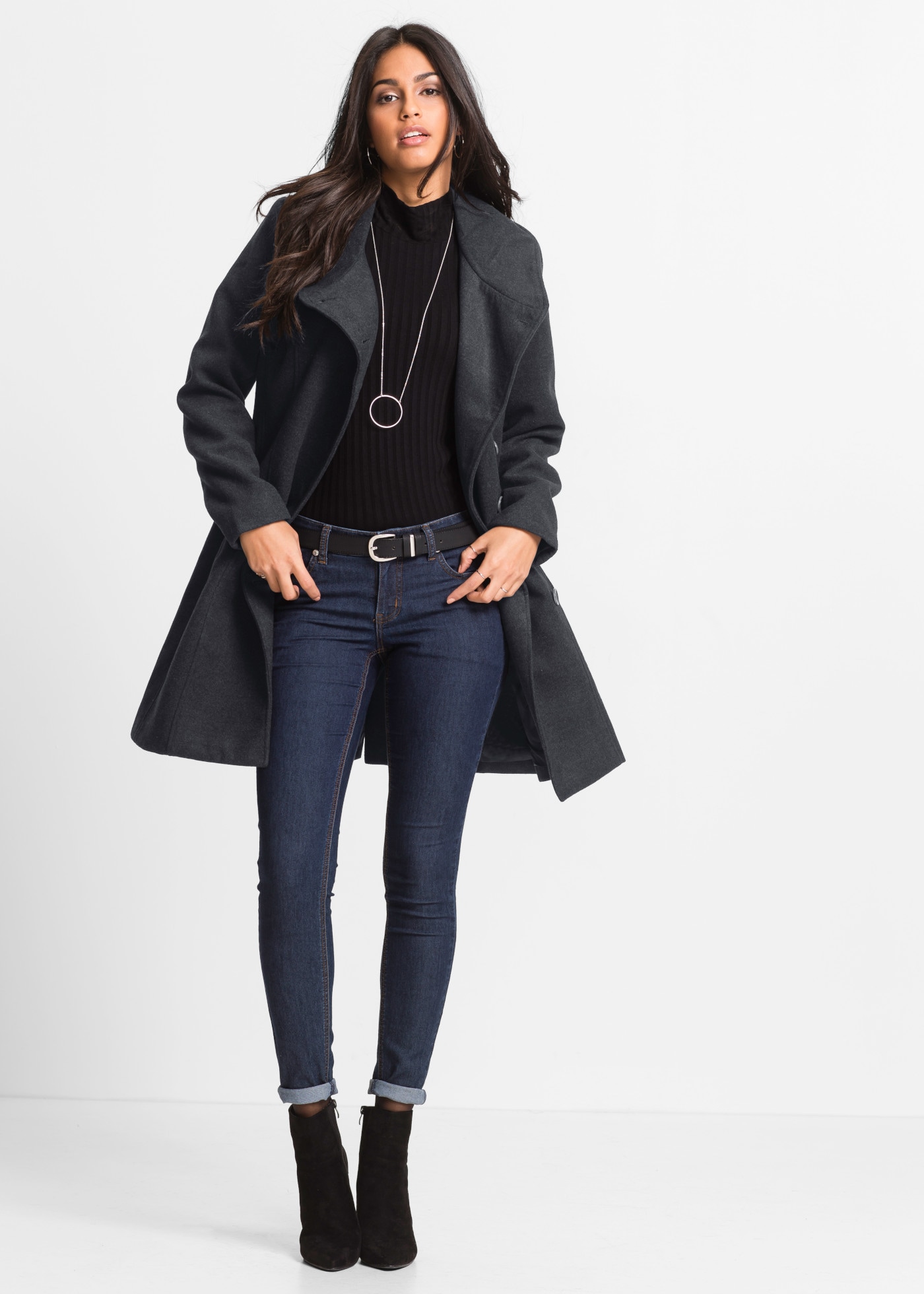 bonprix Manteau court à coupe ajustée