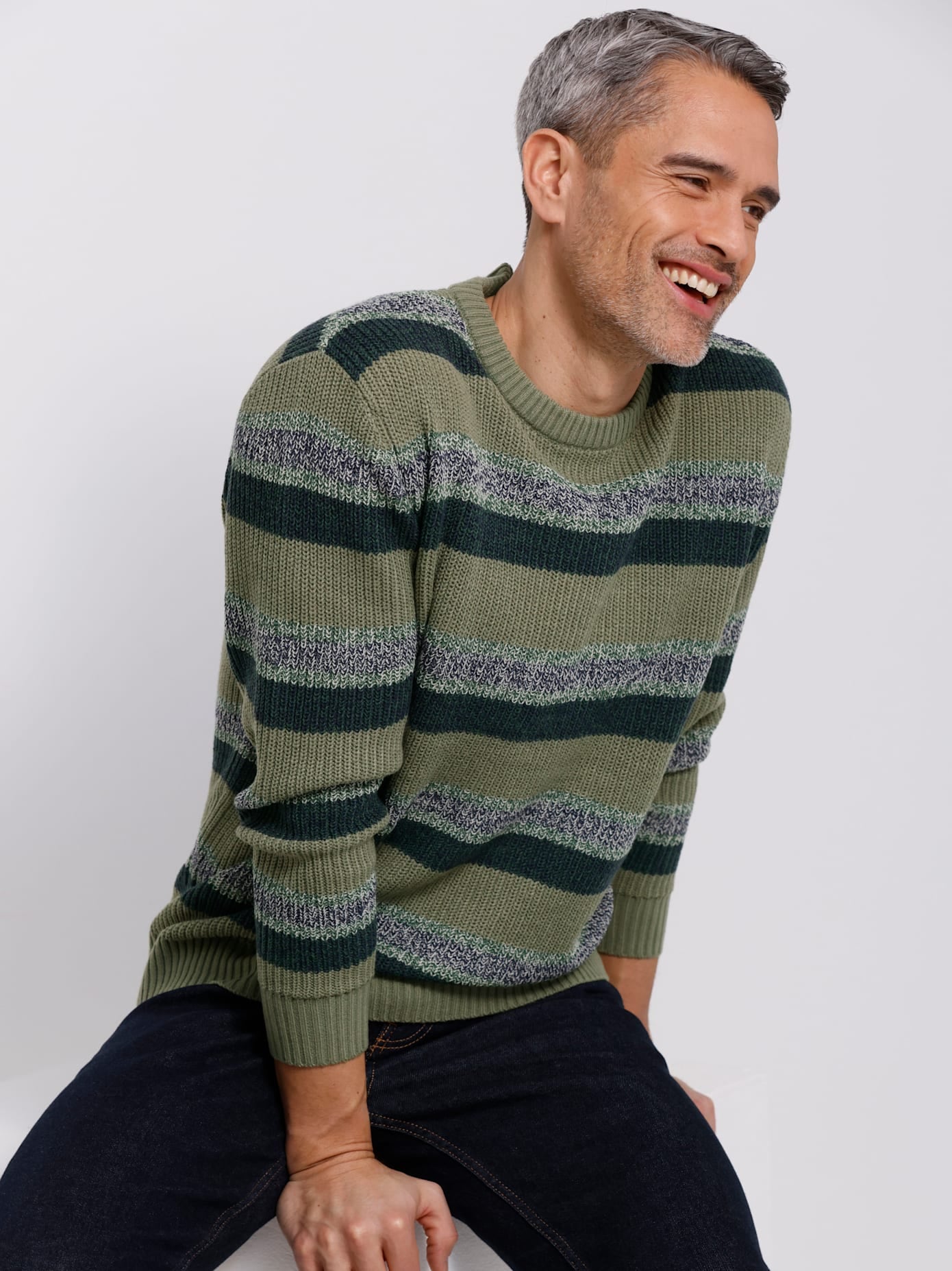 Image of Classic Rundhalspullover "Pullover"
