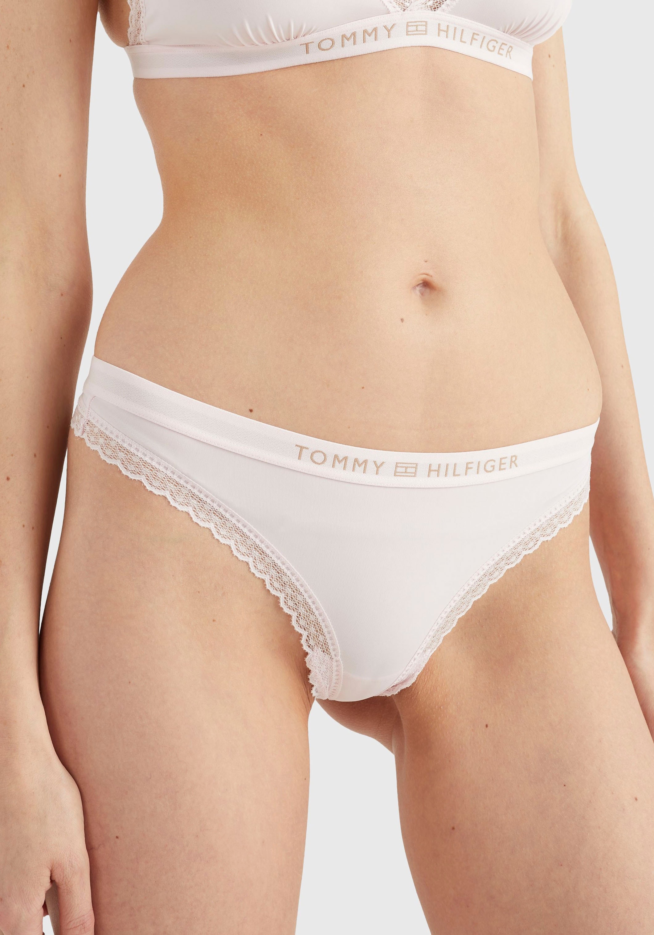 Tommy Hilfiger Underwear String, mit Spitzenkante am Beinausschnitt-Tommy Hilfiger 1