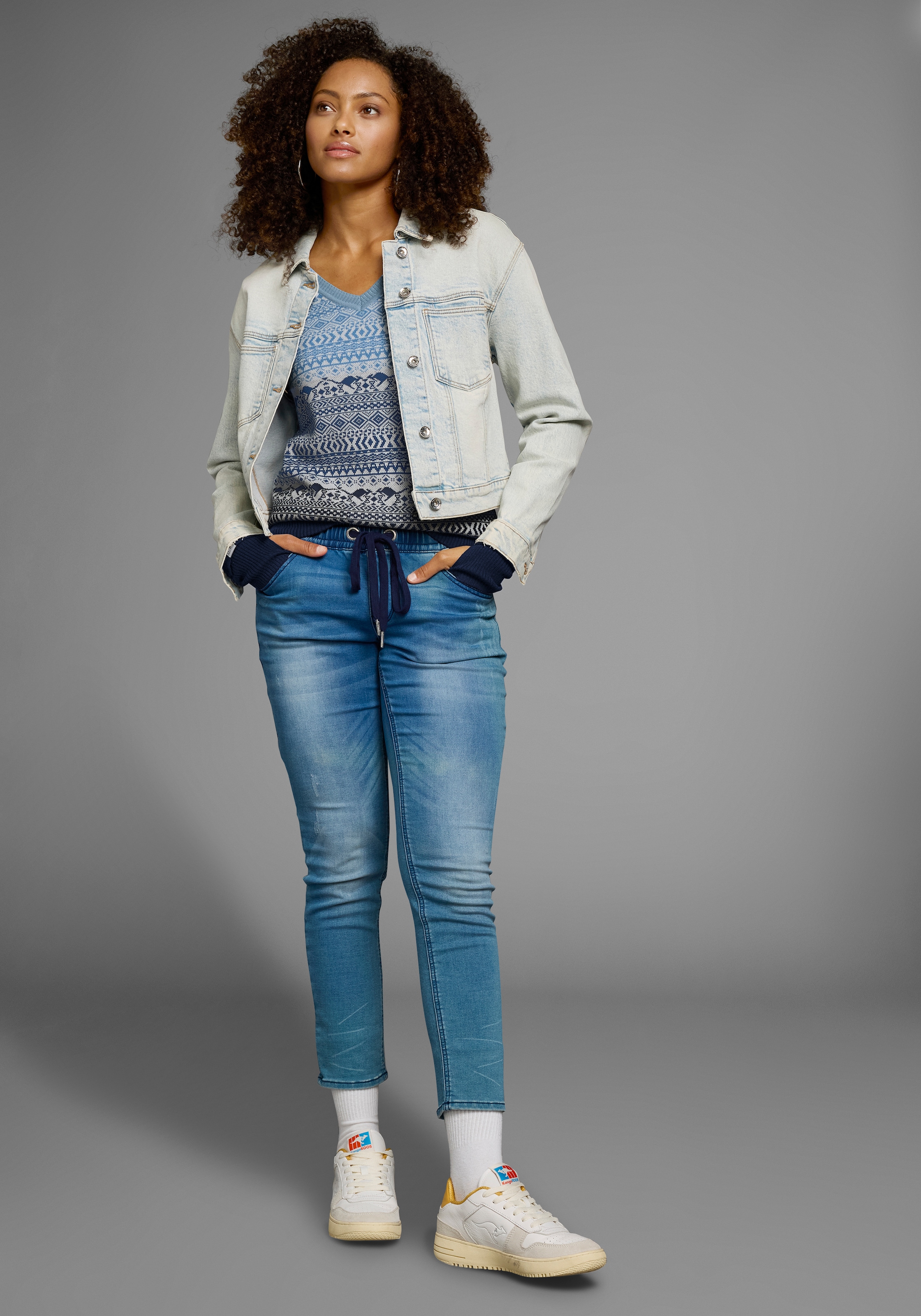 KangaROOS Jacquardpullover, im Norweger-Muster mit kleinen Kängurus
