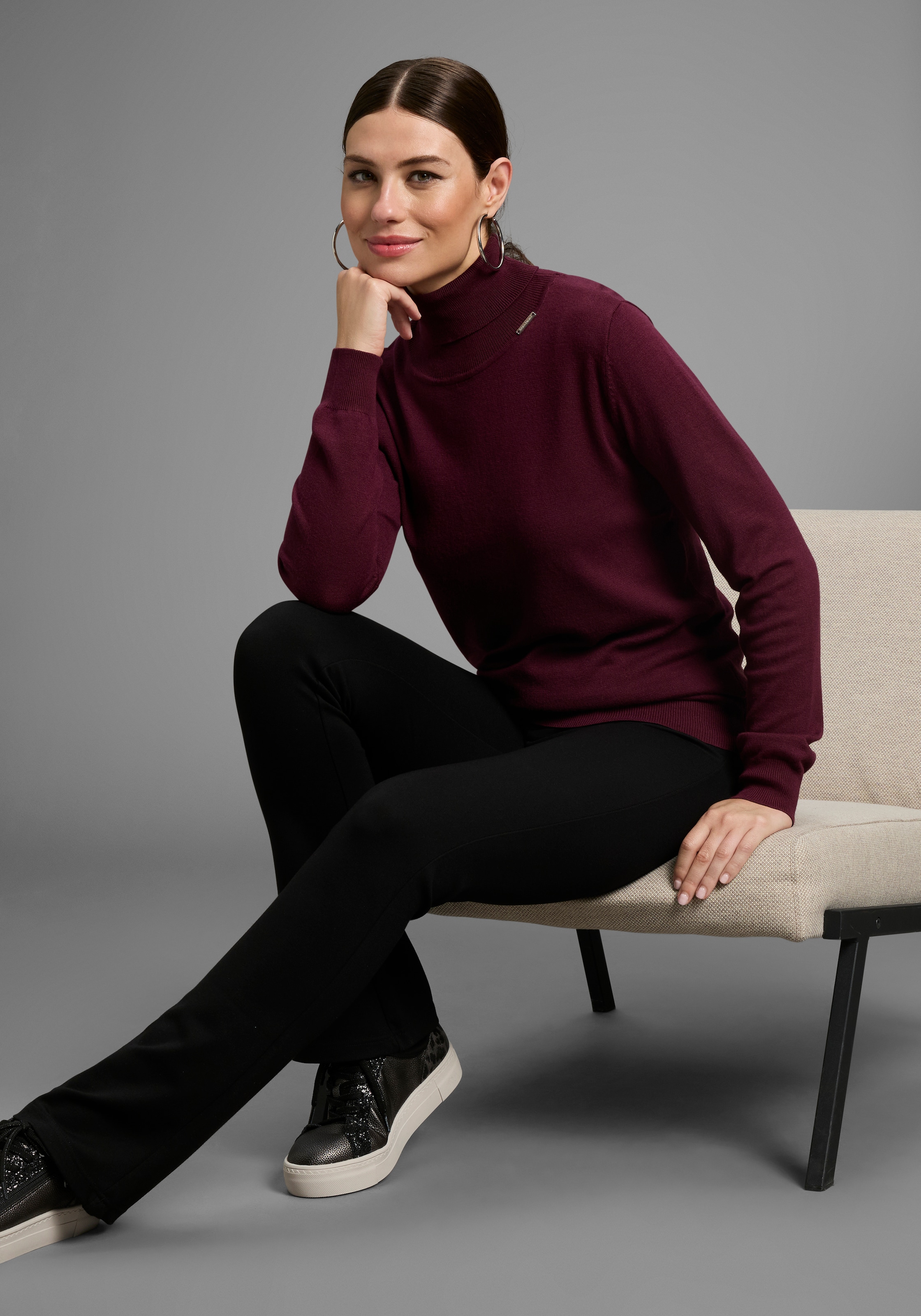 Bruno Banani Schlaghose, Reissverschluss-Detail - NEUE KOLLEKTION