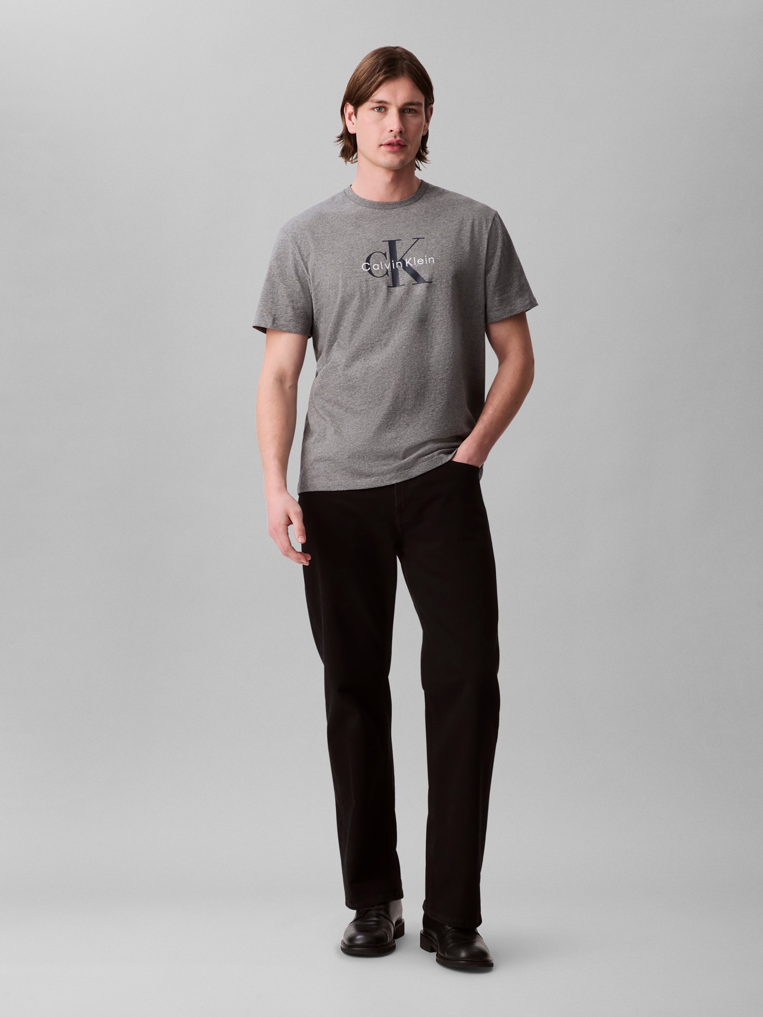Calvin Klein Jeans T-Shirt »SS Hero Monologo Tee 20s«, Mit Rundhalsausschnitt, regular fit