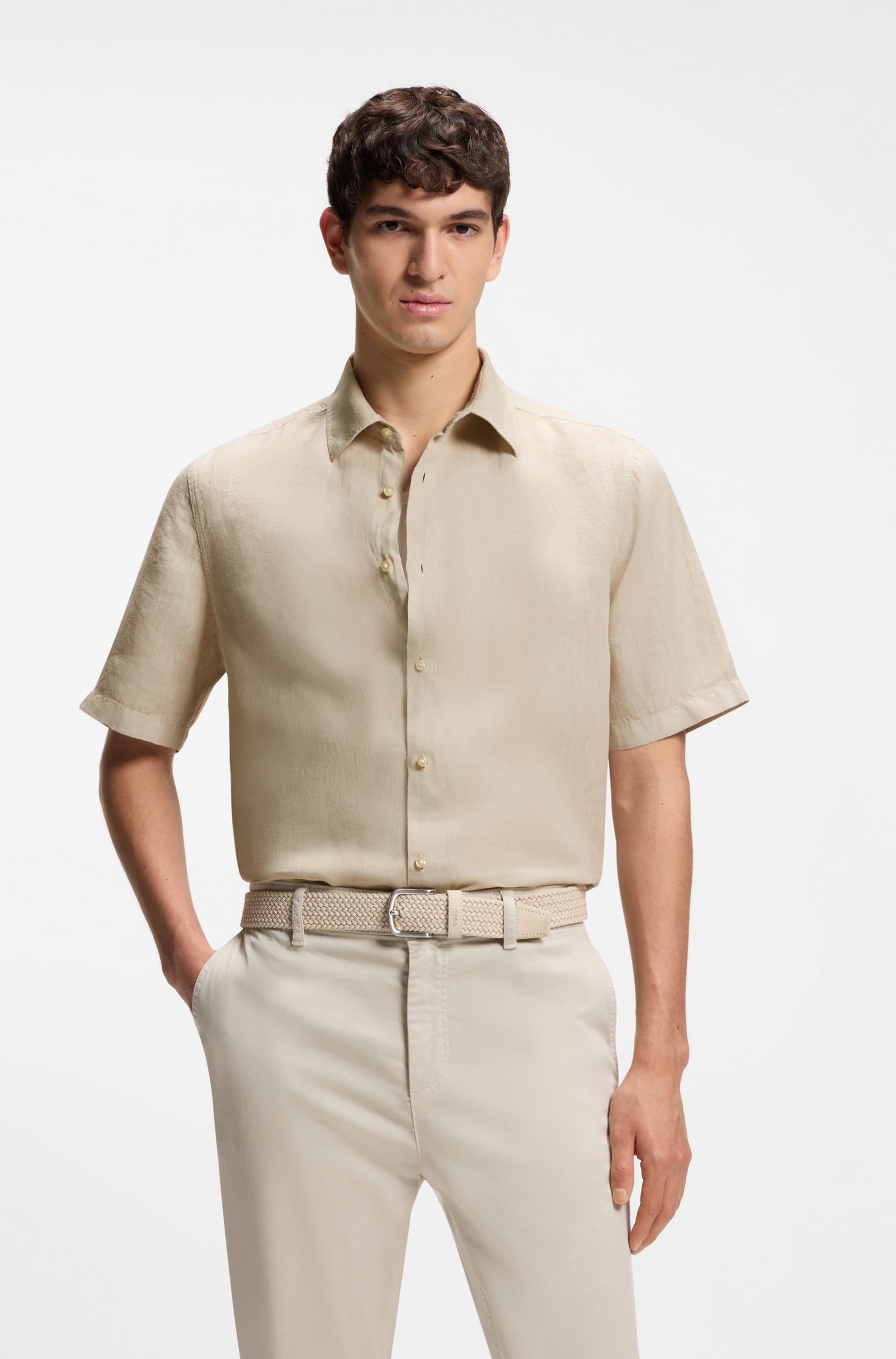 BOSS ORANGE Chemise à manches courtes »Rash Premium Herrenmode« en lin pur, coupe régulière