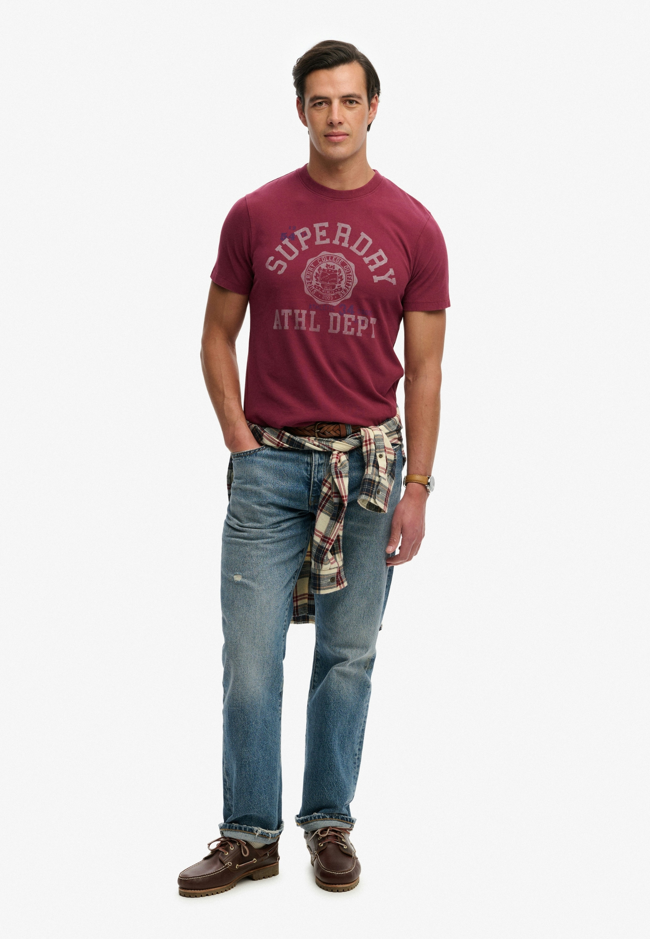 Superdry Rundhalsshirt »VINTAGE PREP RELAXED TEE« mit coolem Rissdruck