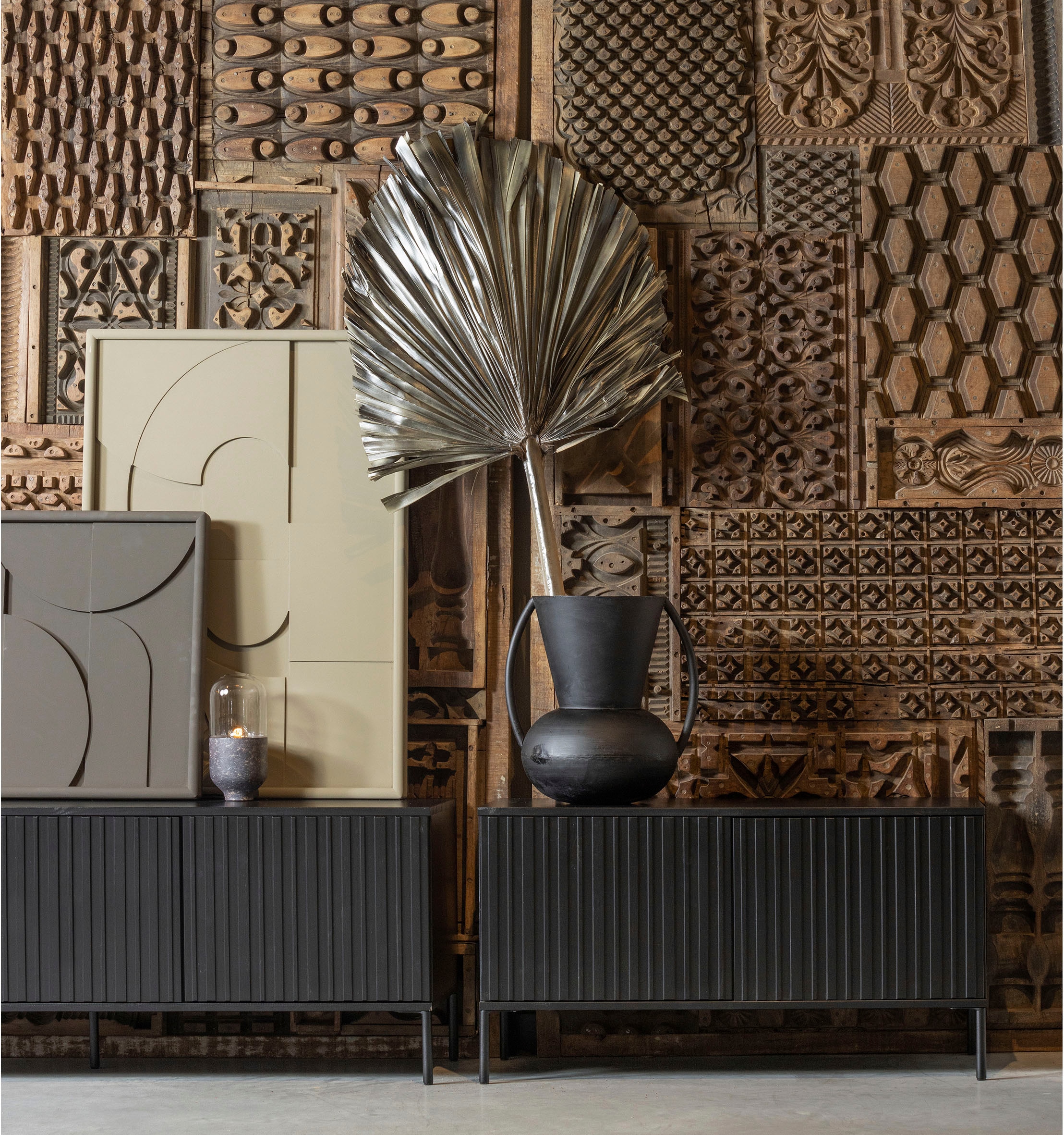WOOOD Sideboard »New Gravure FSC® Mix holz mit Druckmechanismus H 56 x B 150 x T 44 cm« Kommode Höhe 56 cm, mit grafischen Relieftüren, viel Stauraum