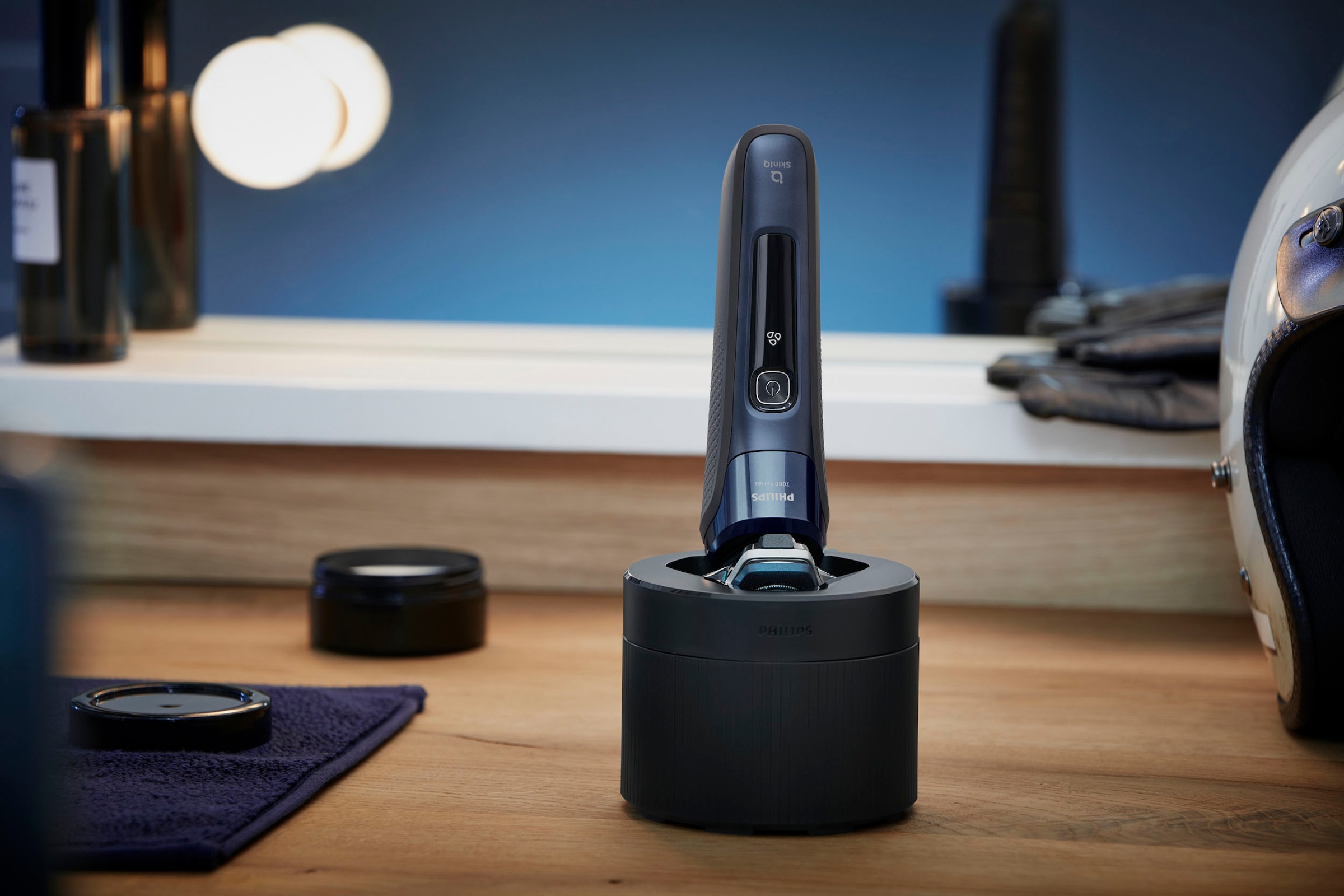Philips Rasierer-Reinigungsstation »Quick Clean Pod QCP10/01« Tiefenreinigung in nur 1 Minute