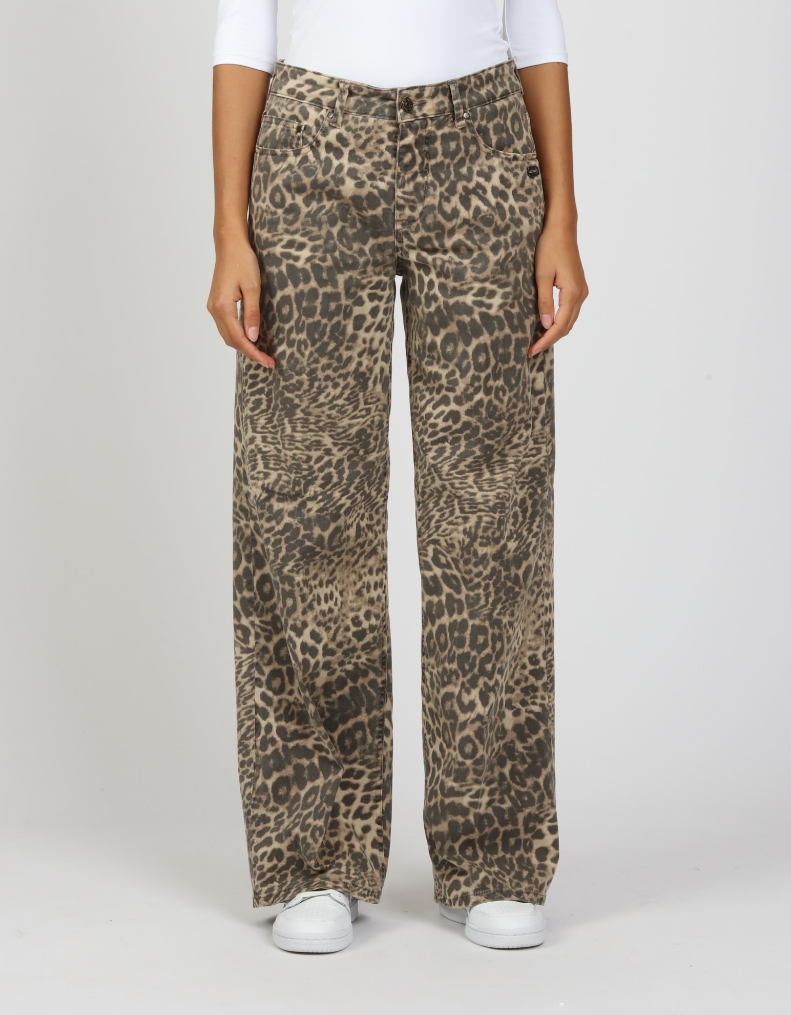GANG 5-Pocket-Jeans »94CARLOTTA«, Wide Fit im angesagten Leo Muster
