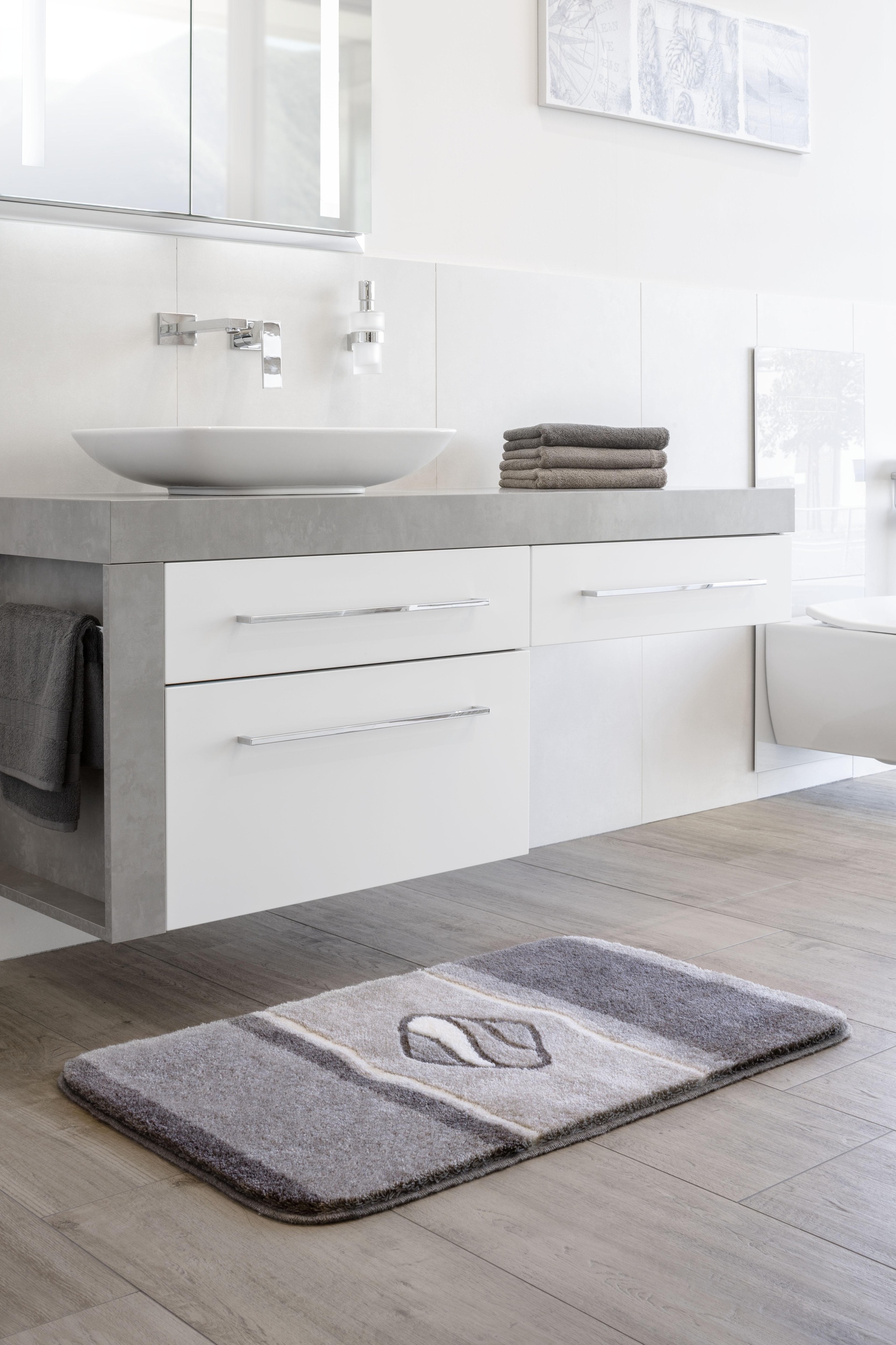 Grund Badematte »Jewel«, rutschhemmend beschichtet, fussbodenheizungsgeeignet, besonders dichter Flor, Badematten mit Streifen