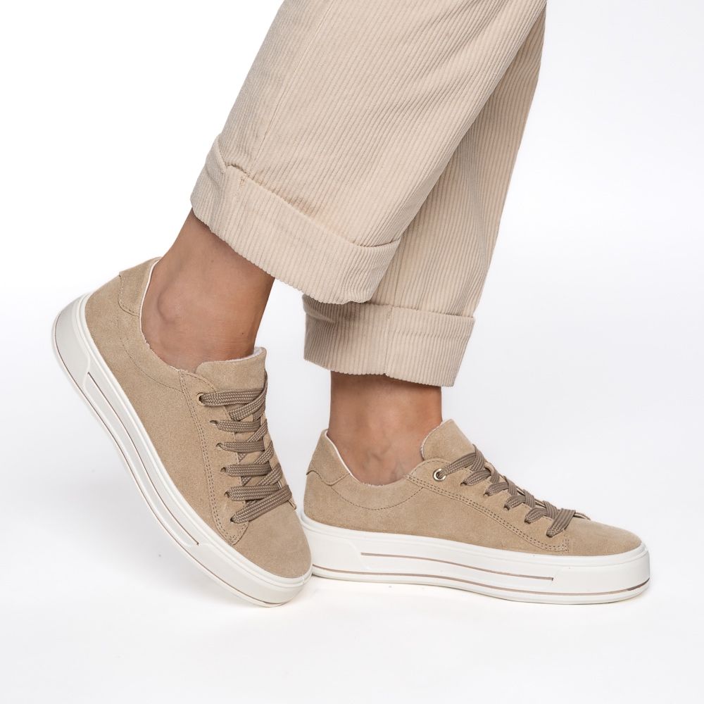 Ara Baskets à plateforme »CANBERRA«  Chaussure de loisir, chaussure basse, chaussure à lacets en largeur confortable G (=large)