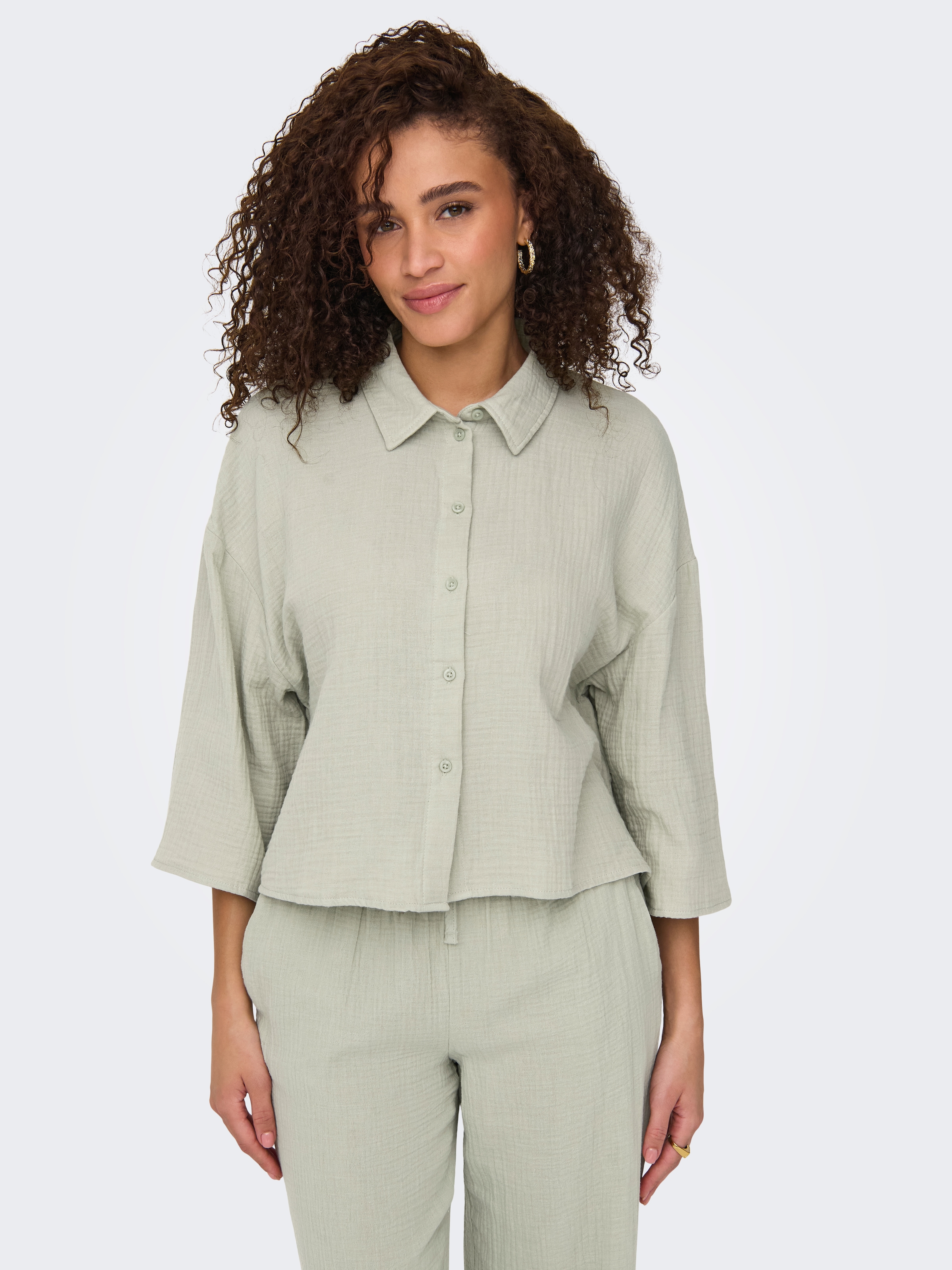 Image of JDY Hemdbluse "JDYTHEIS LIFE 3/4 CROP SHIRT WVN NOOS" Baumwolle, regular fit