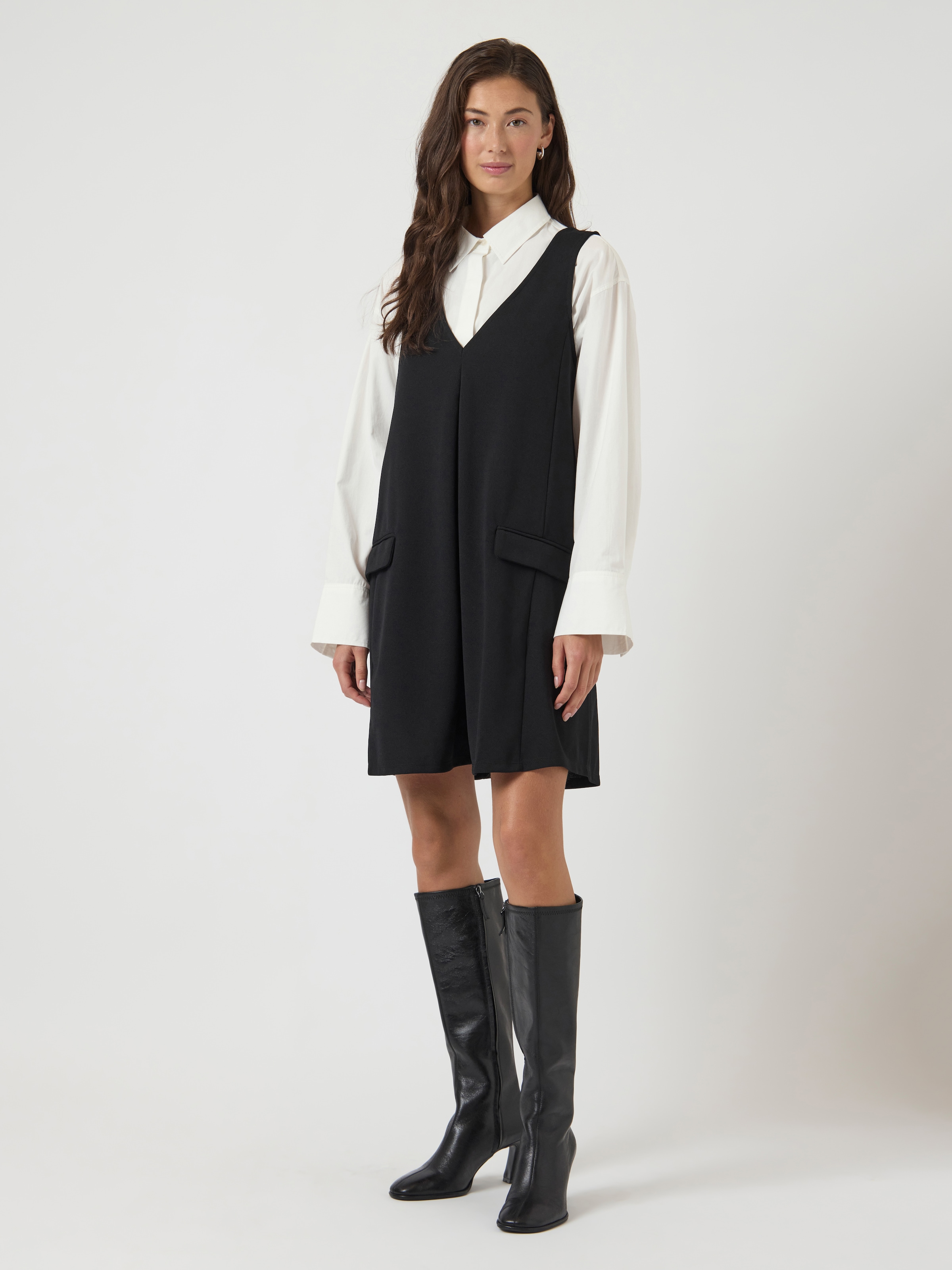Y.A.S Mini-robe »YASMALEA SL WIDE DRESS S. NOOS« Poches à rabat Kunstfaser mit Stretch, loose fit