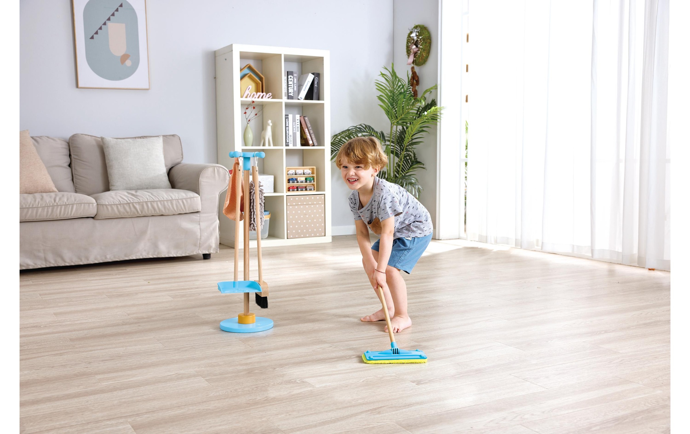 Hape Lernspielzeug »Clean Up Broom Set«
