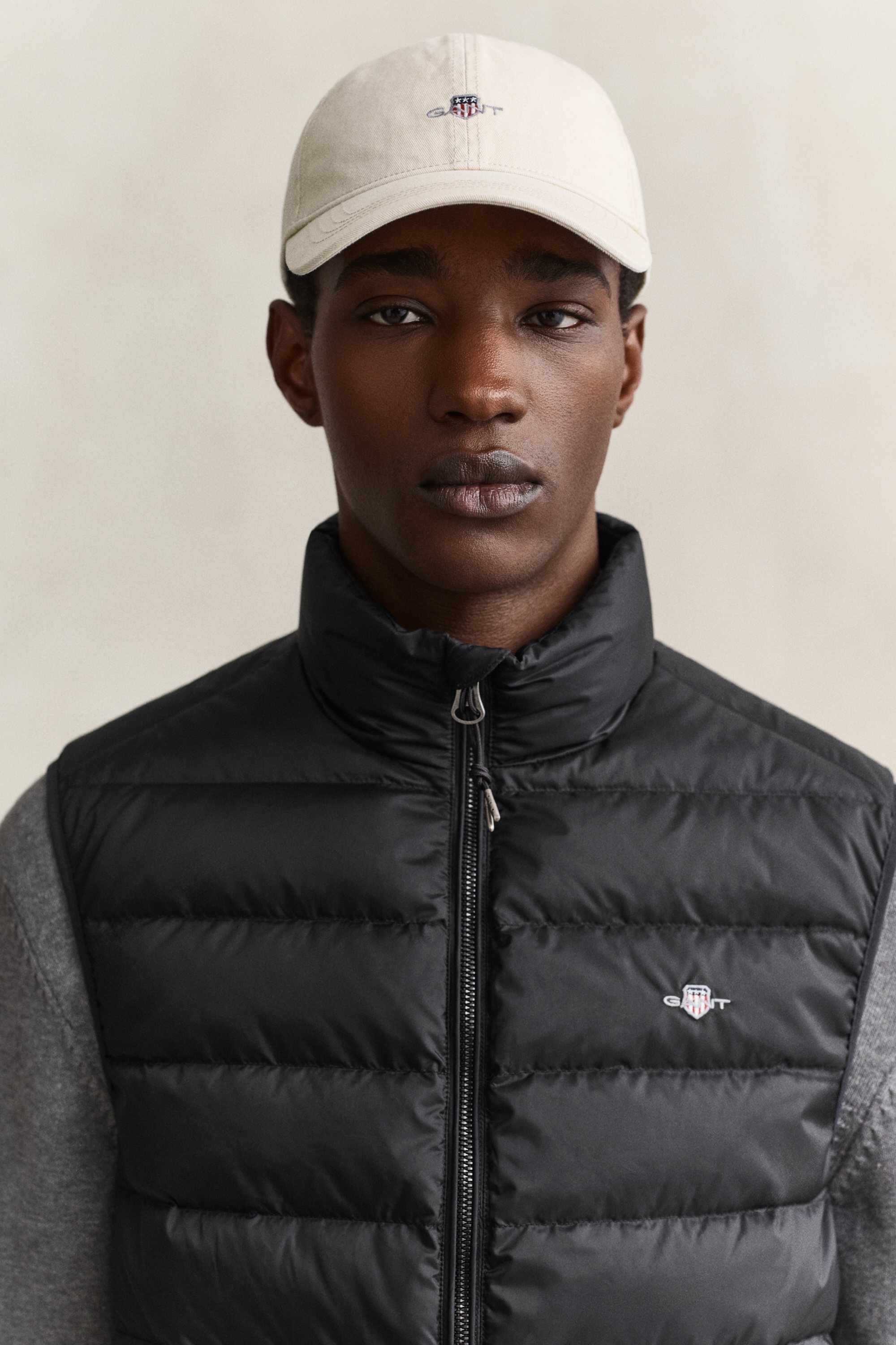 Gant Steppweste »LIGHT DOWN VEST« Regular fit mit Stehkragen