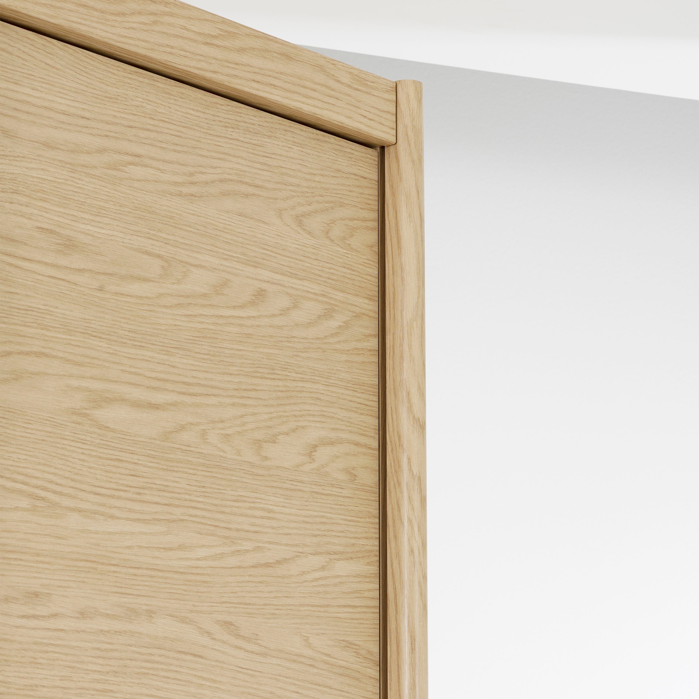Gami Kleiderschrank »IZADI« Sehr praktisch mit Kleiderstange und Wäschefächern